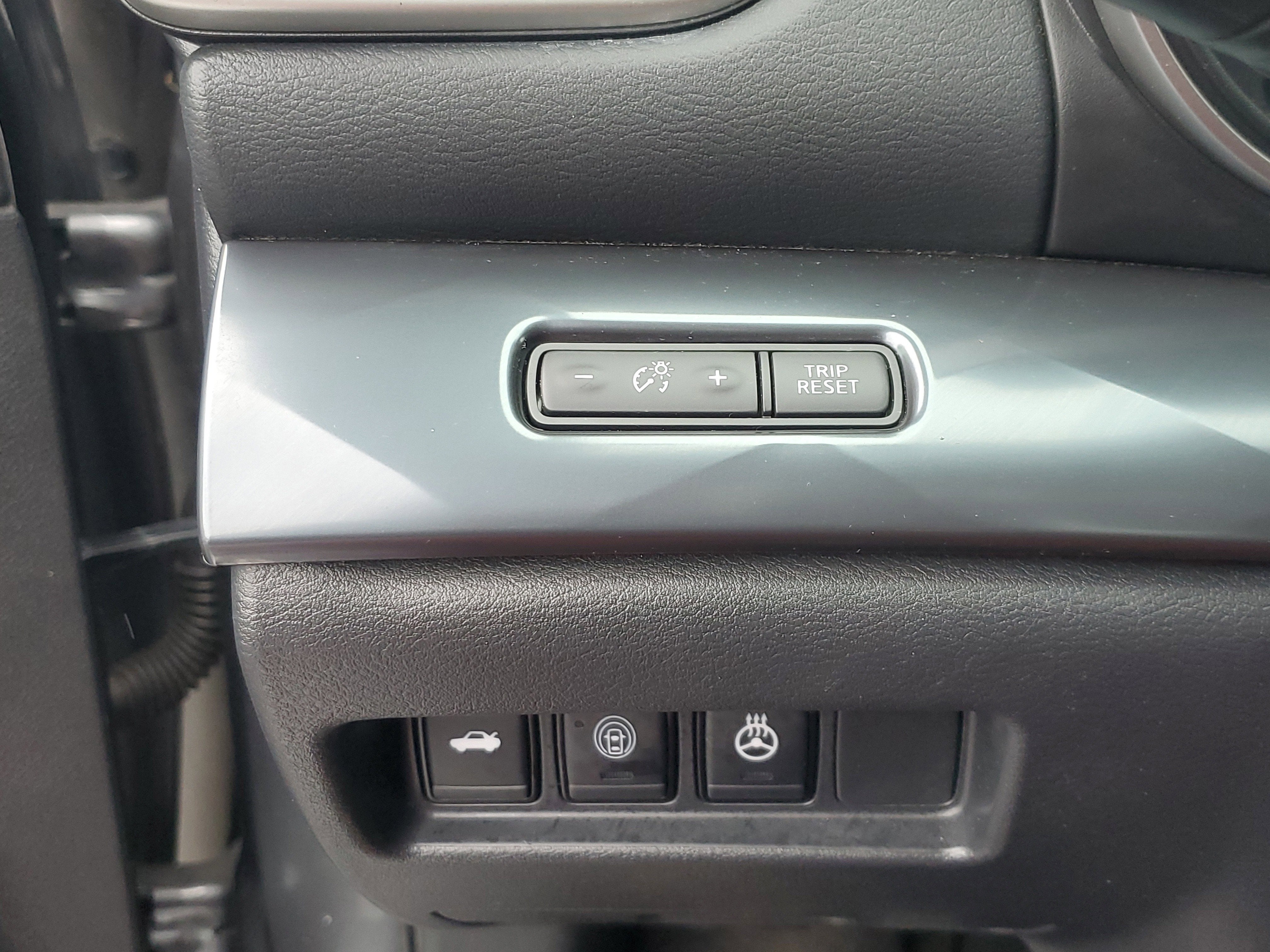 2023 Nissan Maxima SR