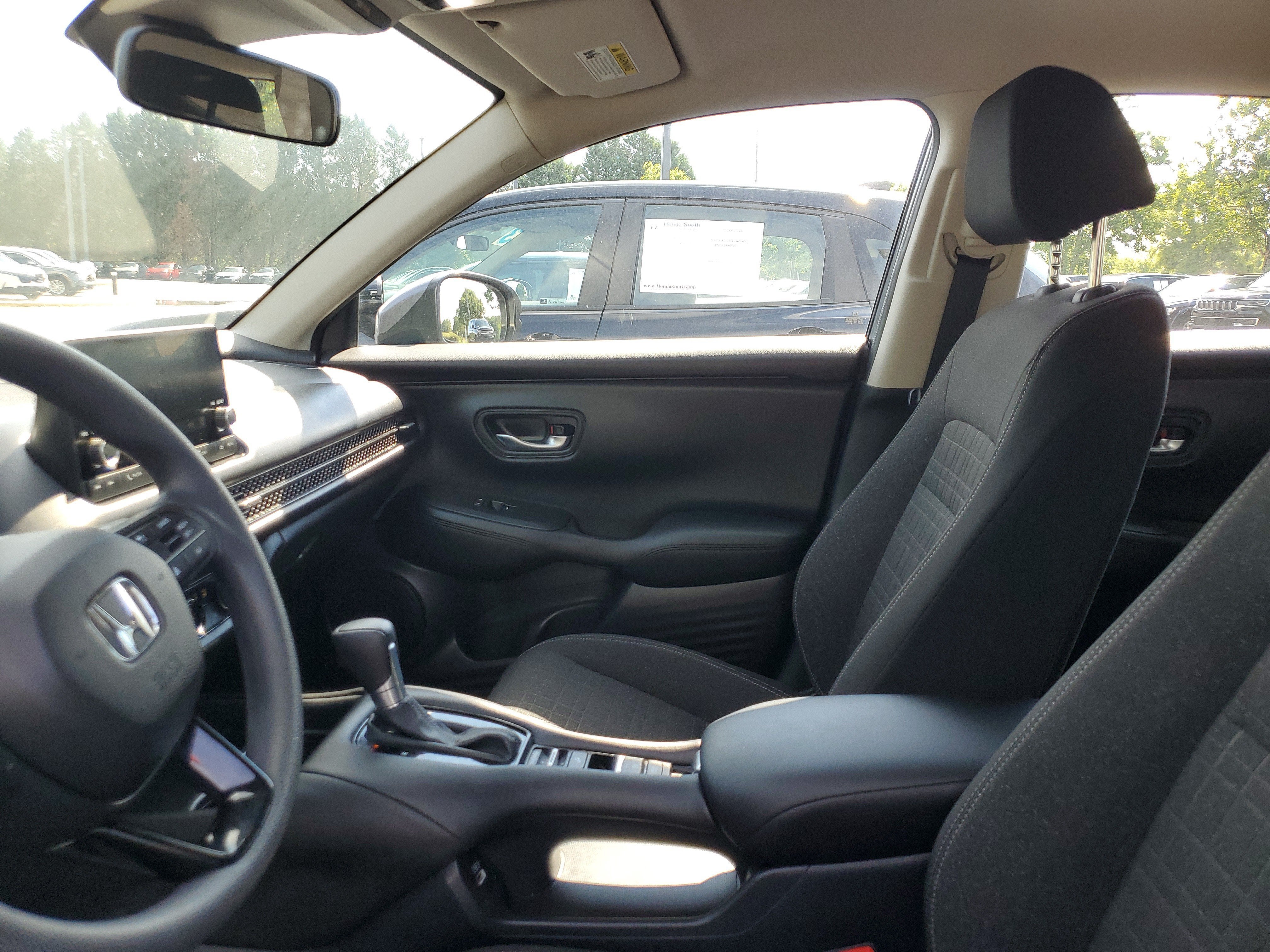 2023 Honda HR-V LX