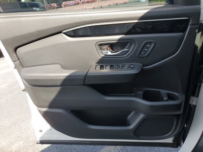 2025 Honda Pilot Base