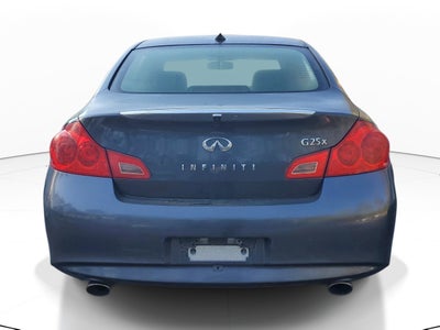 2011 INFINITI G25 Sedan x