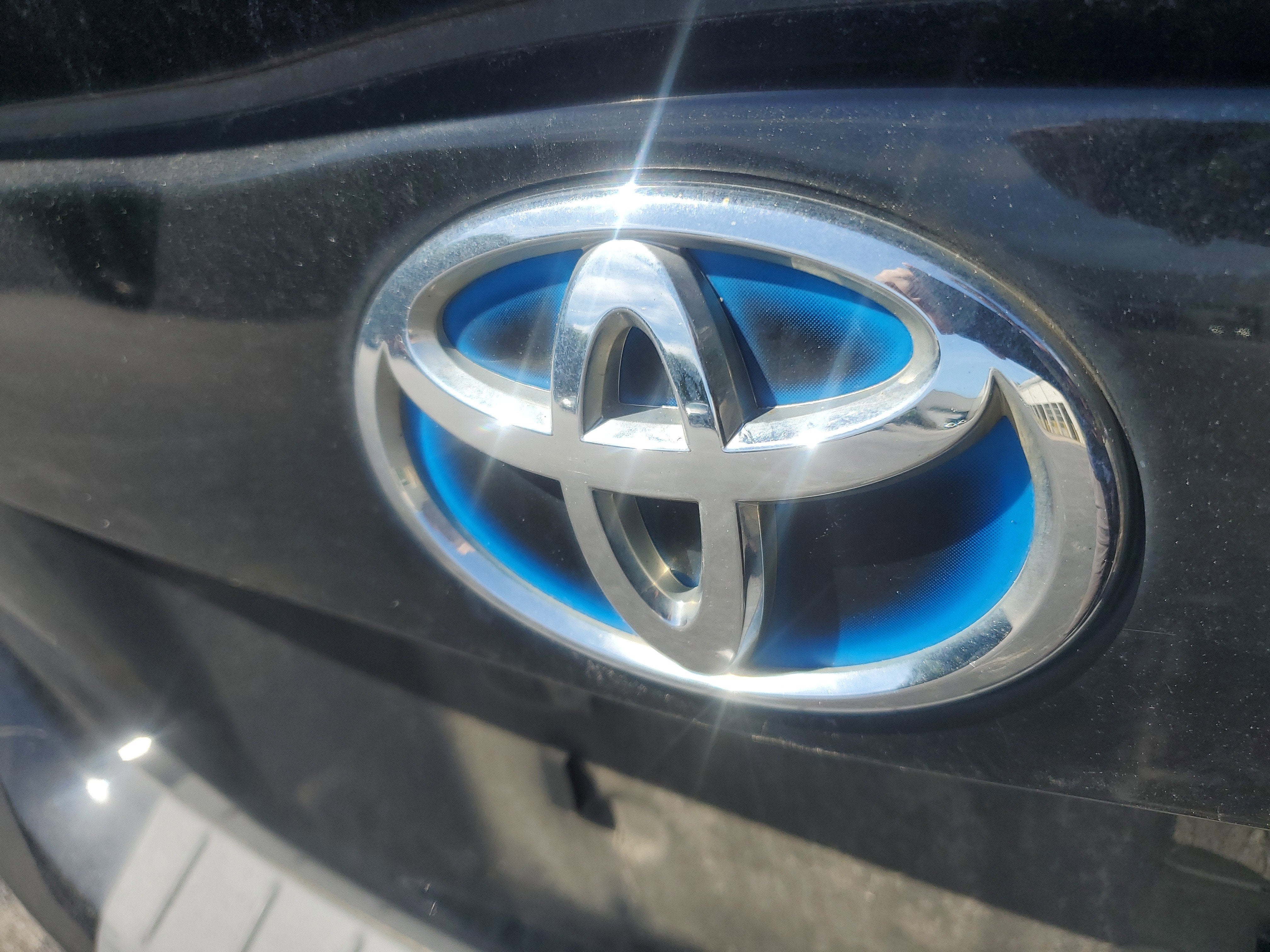 2012 Toyota Prius One
