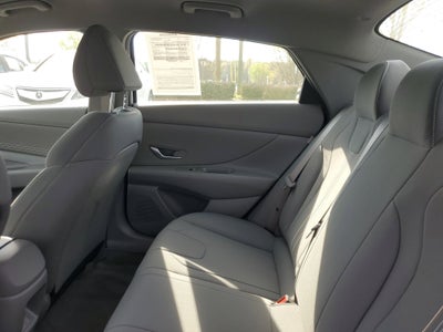 2025 Hyundai Elantra SEL Sport