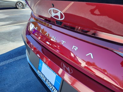 2025 Hyundai Elantra SEL Sport