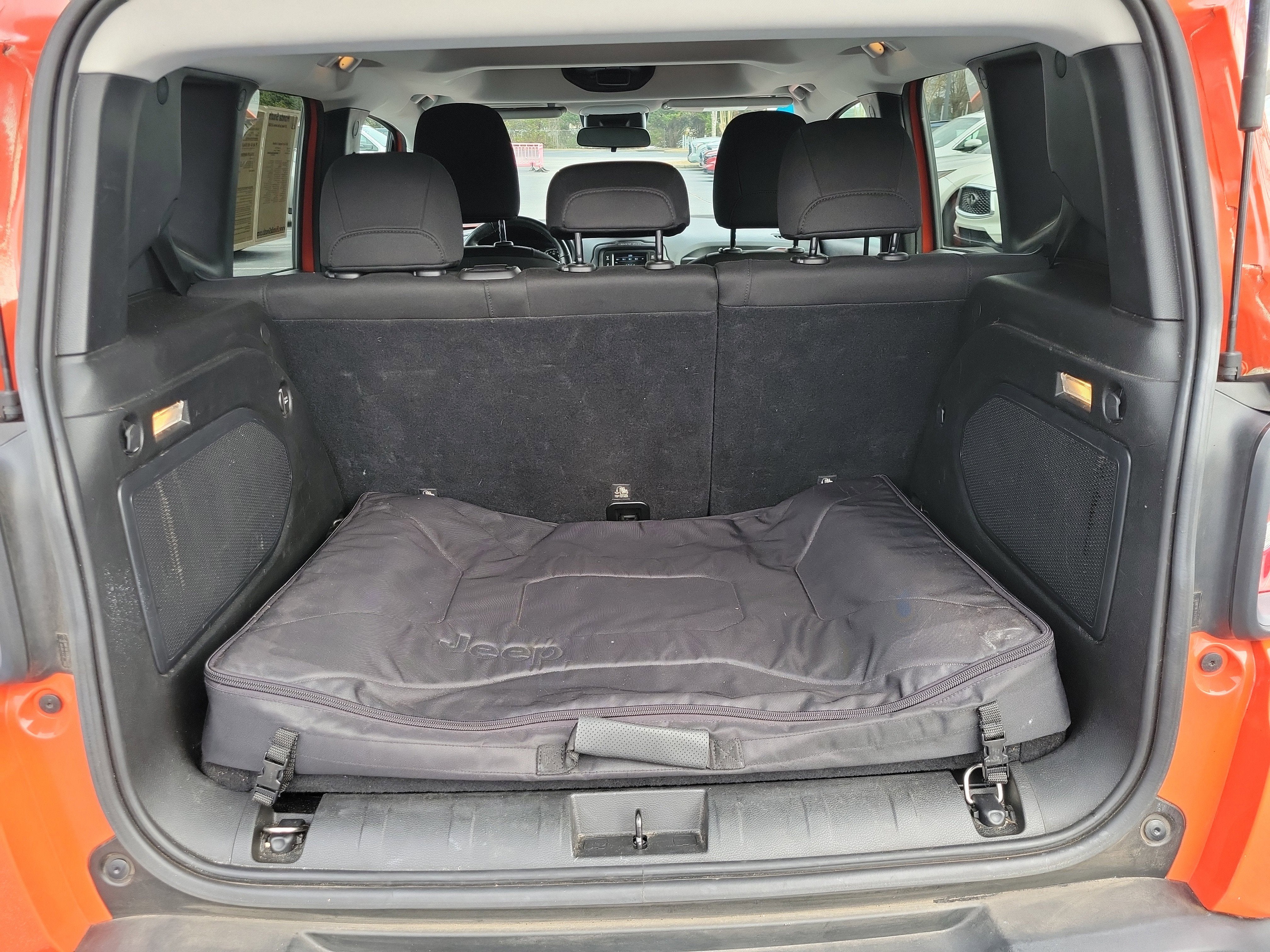 2015 Jeep Renegade Trailhawk