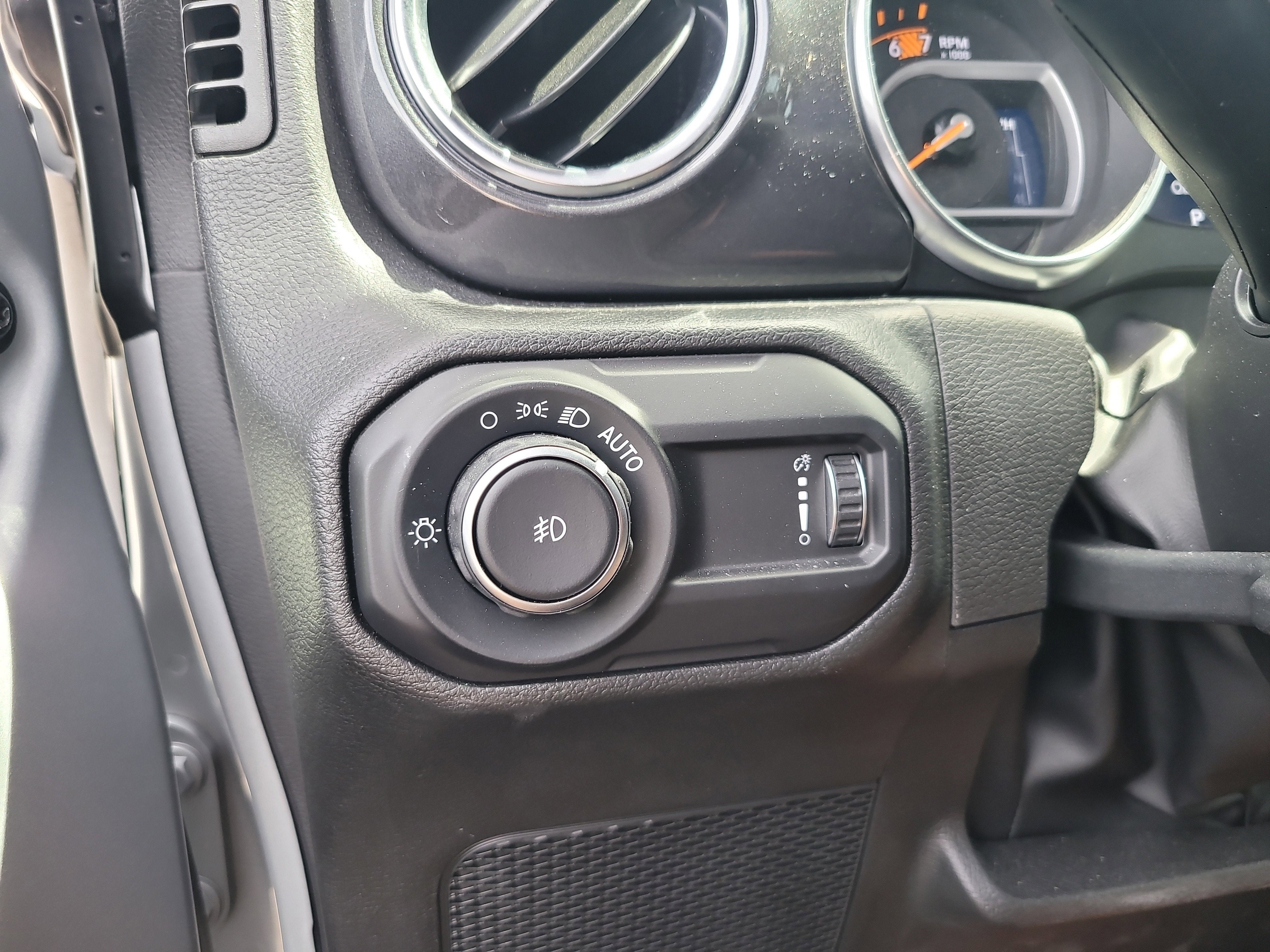 2023 Jeep Wrangler Sahara Altitude