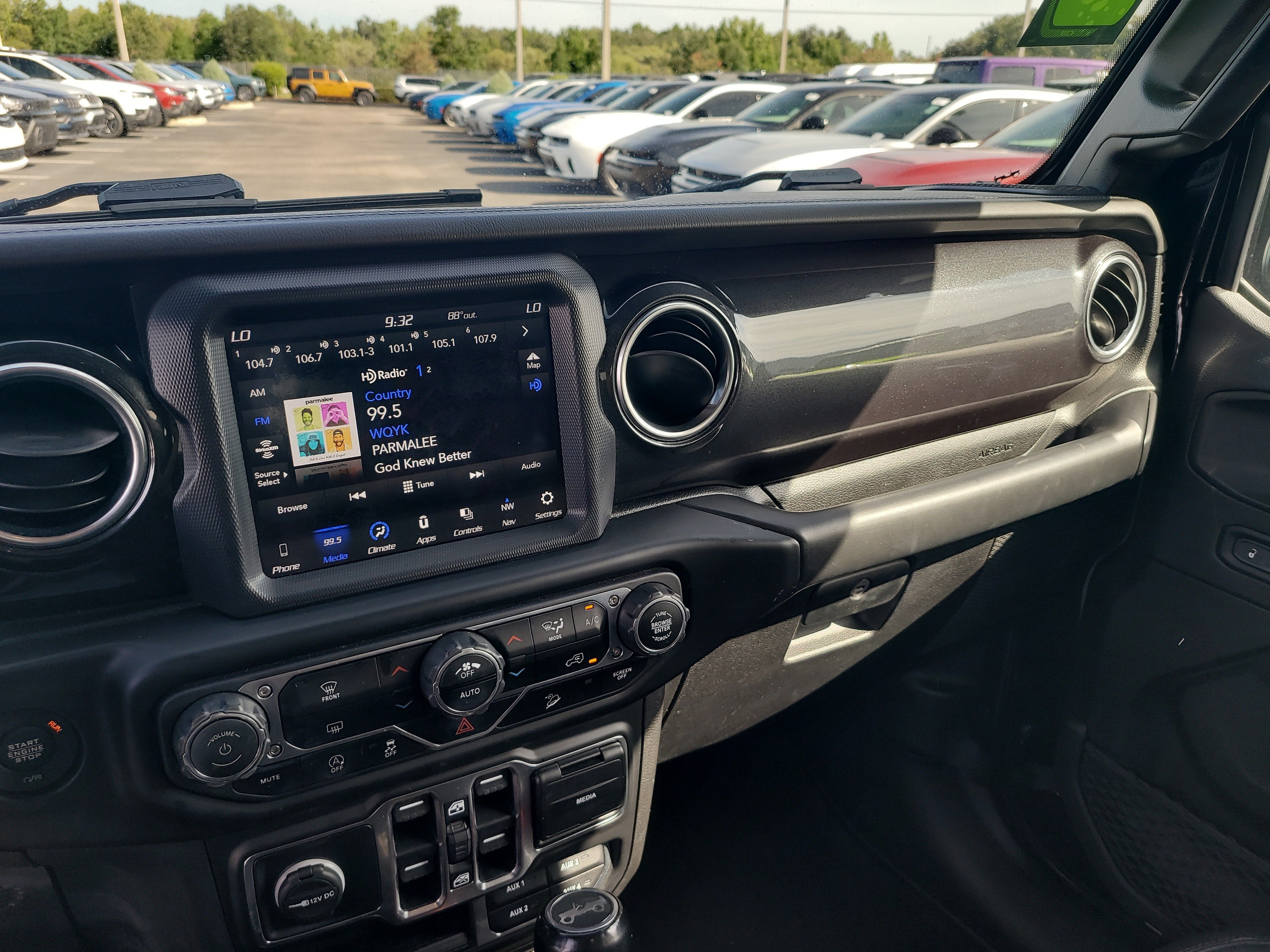 2020 Jeep Wrangler Unlimited Sahara Altitude