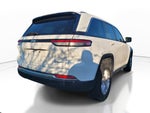 2023 Jeep Grand Cherokee Laredo X