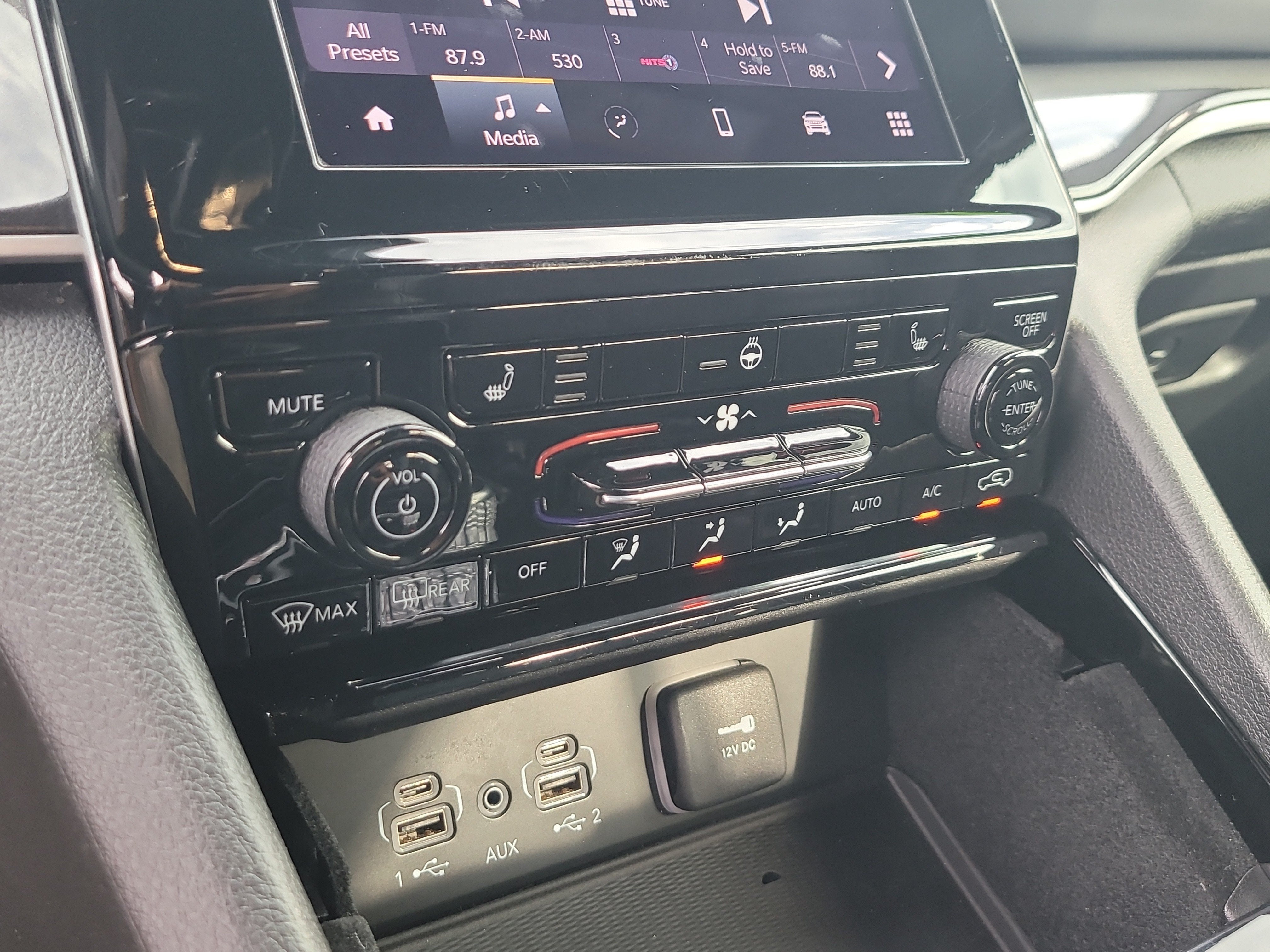 2022 Jeep Grand Cherokee Altitude