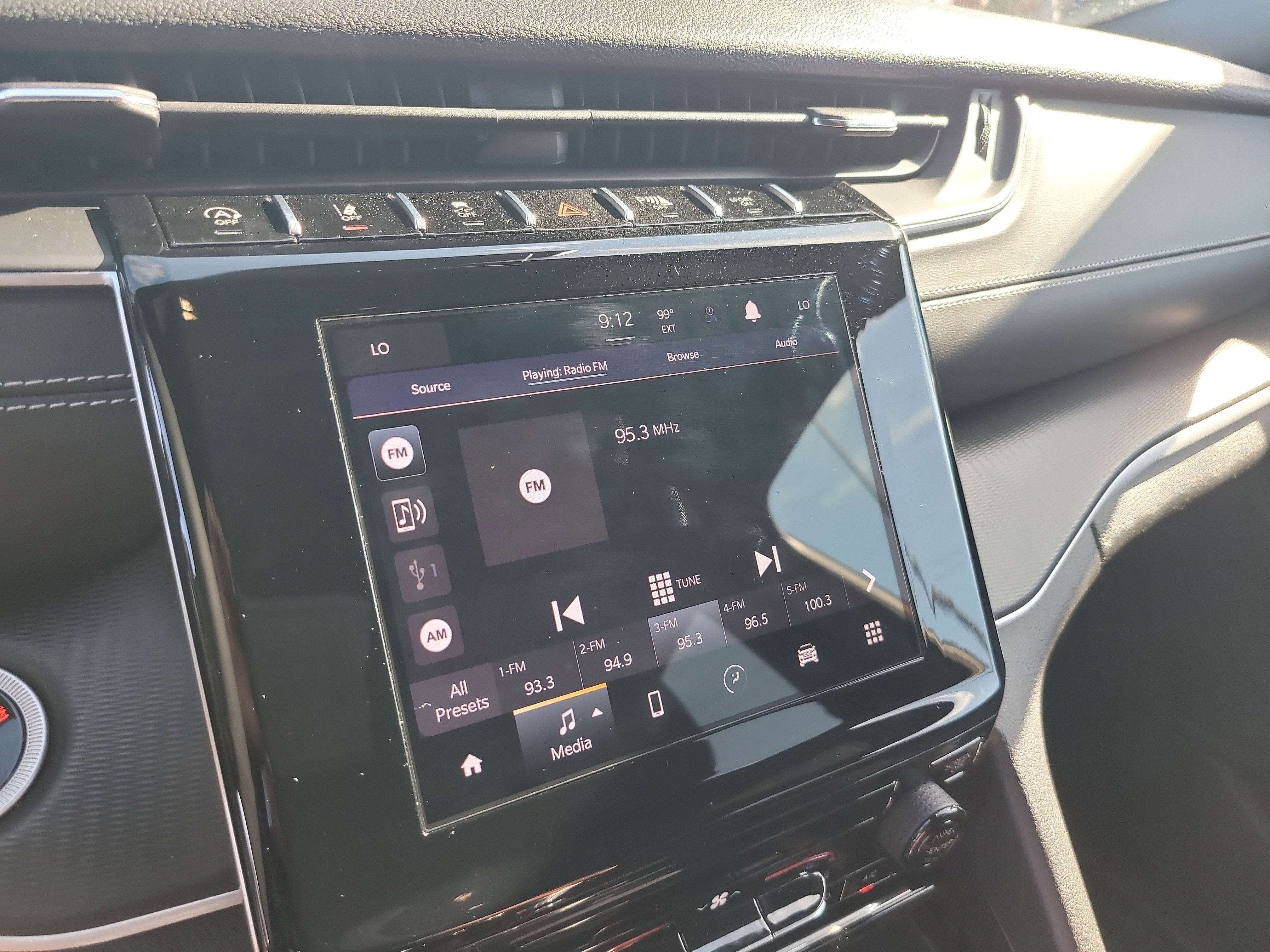 2024 Jeep Grand Cherokee L Laredo