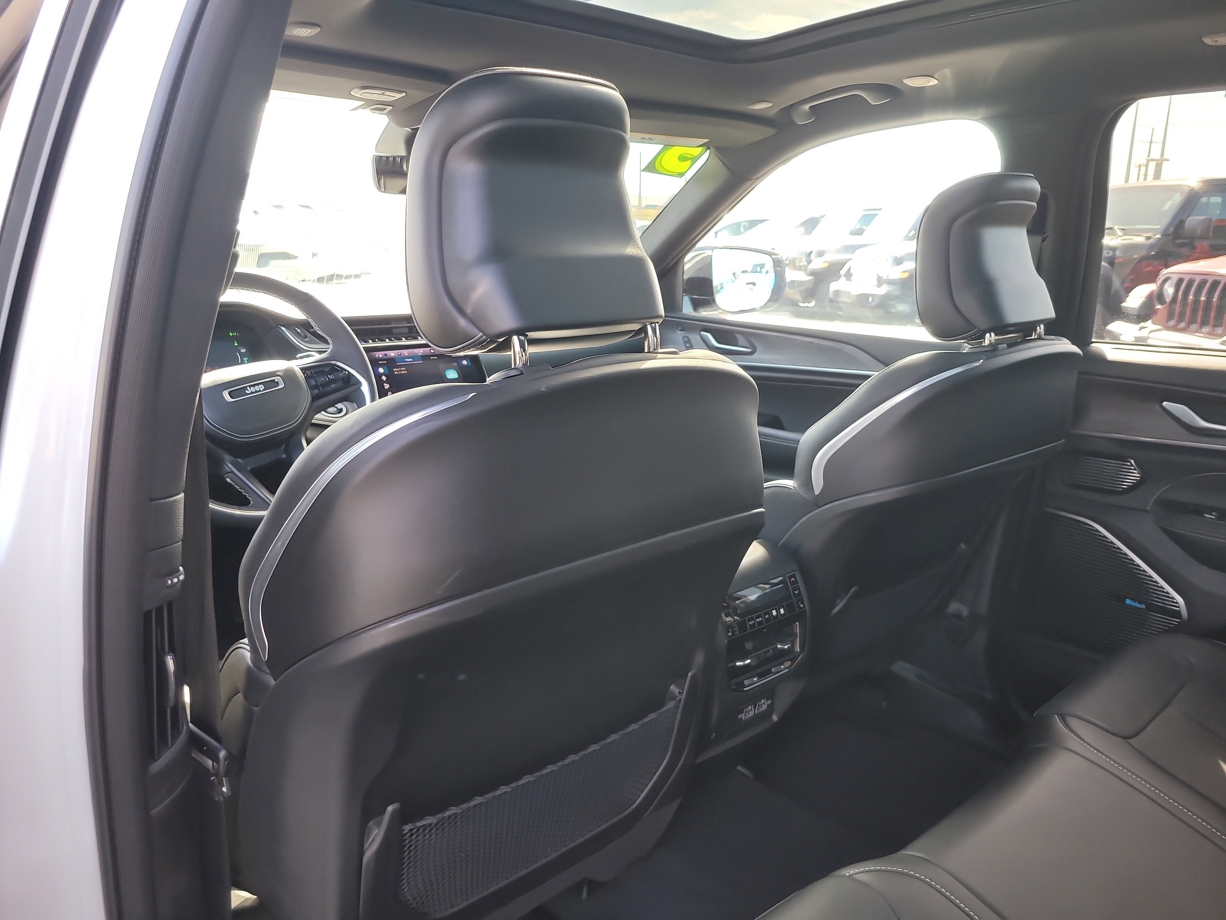 2023 Jeep Grand Cherokee 4xe Overland