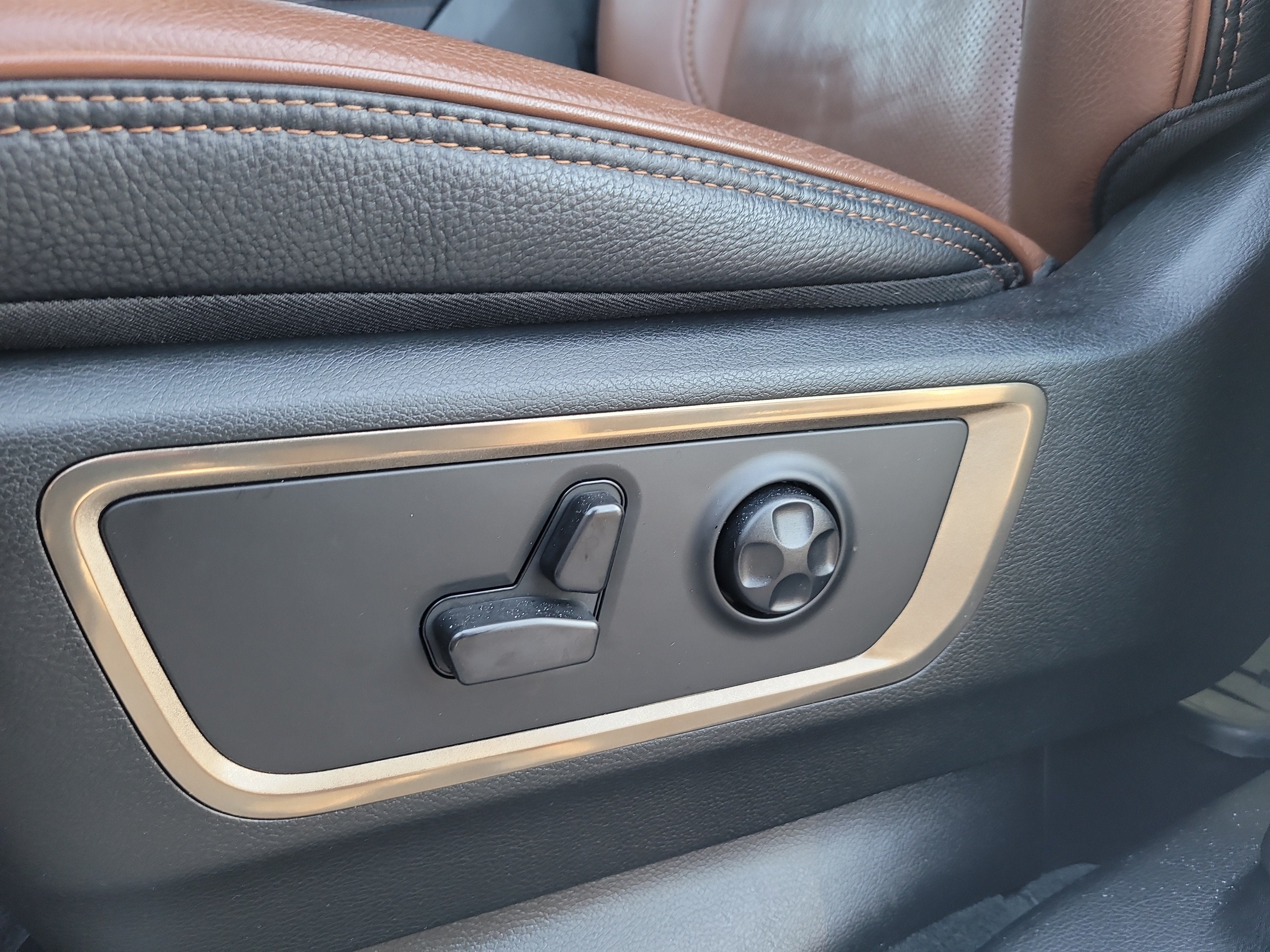 2023 RAM 1500 Longhorn