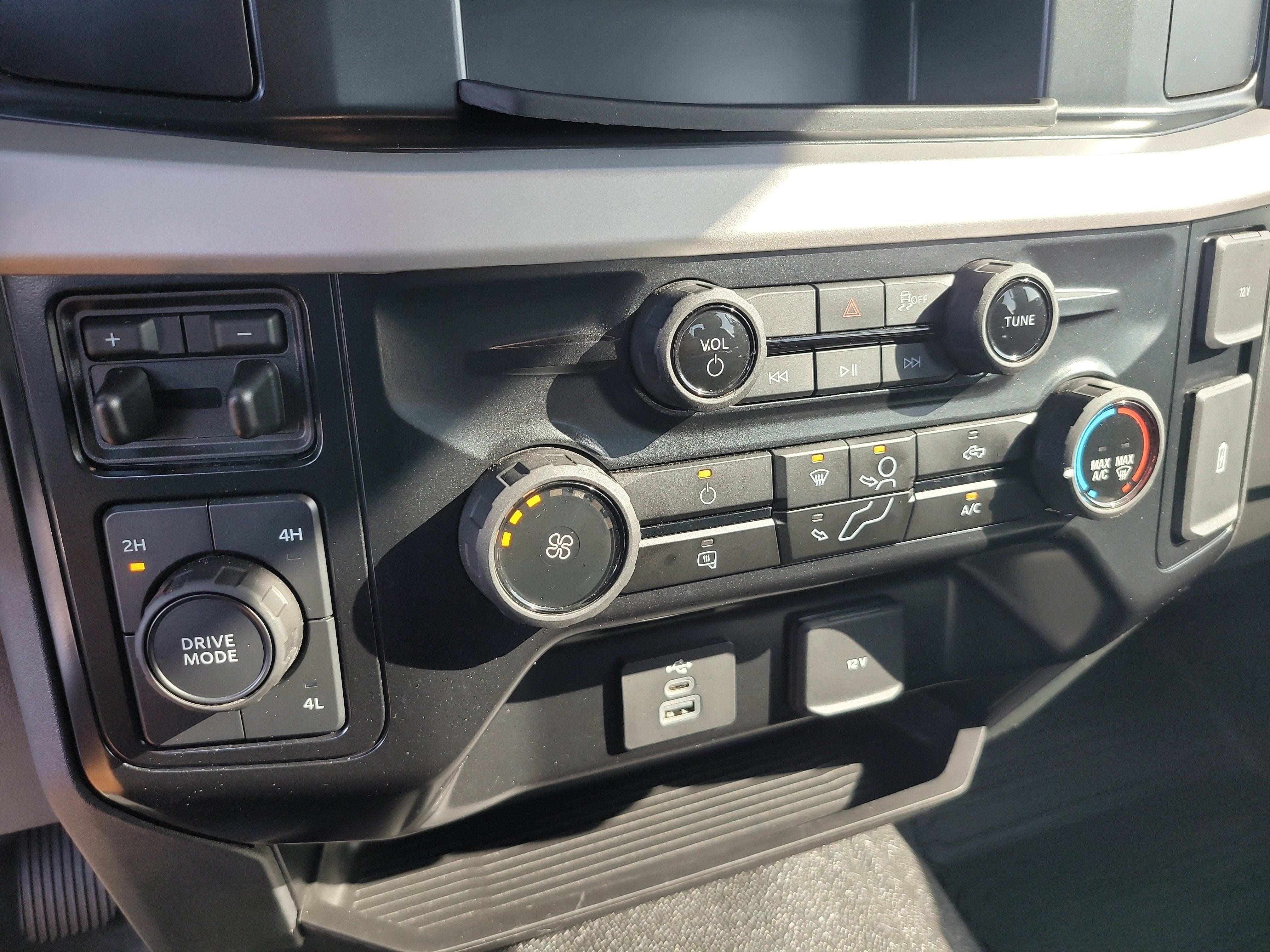 2025 Ford Super Duty F-350 DRW XL