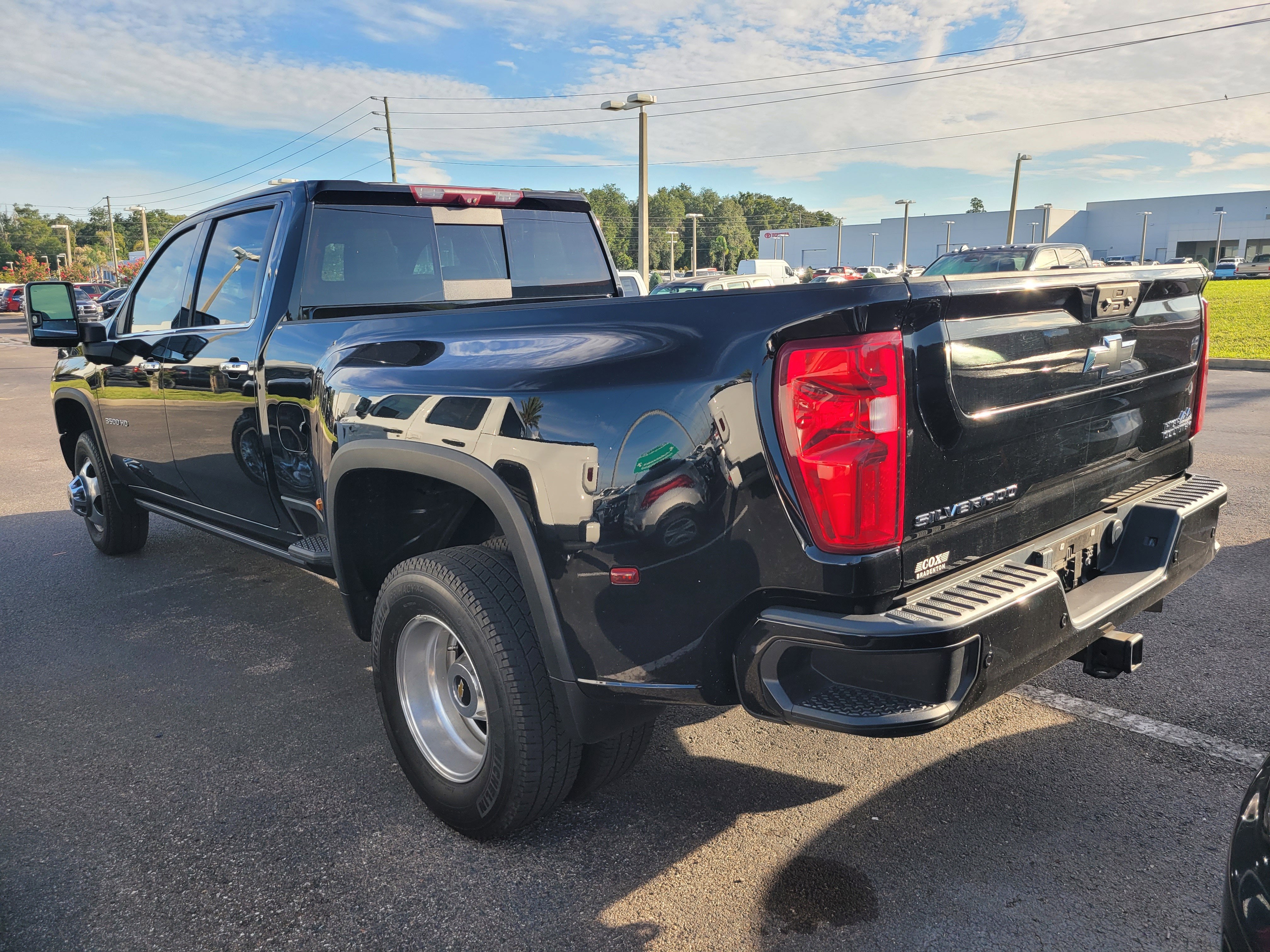 2023 Chevrolet Silverado 3500HD High Country