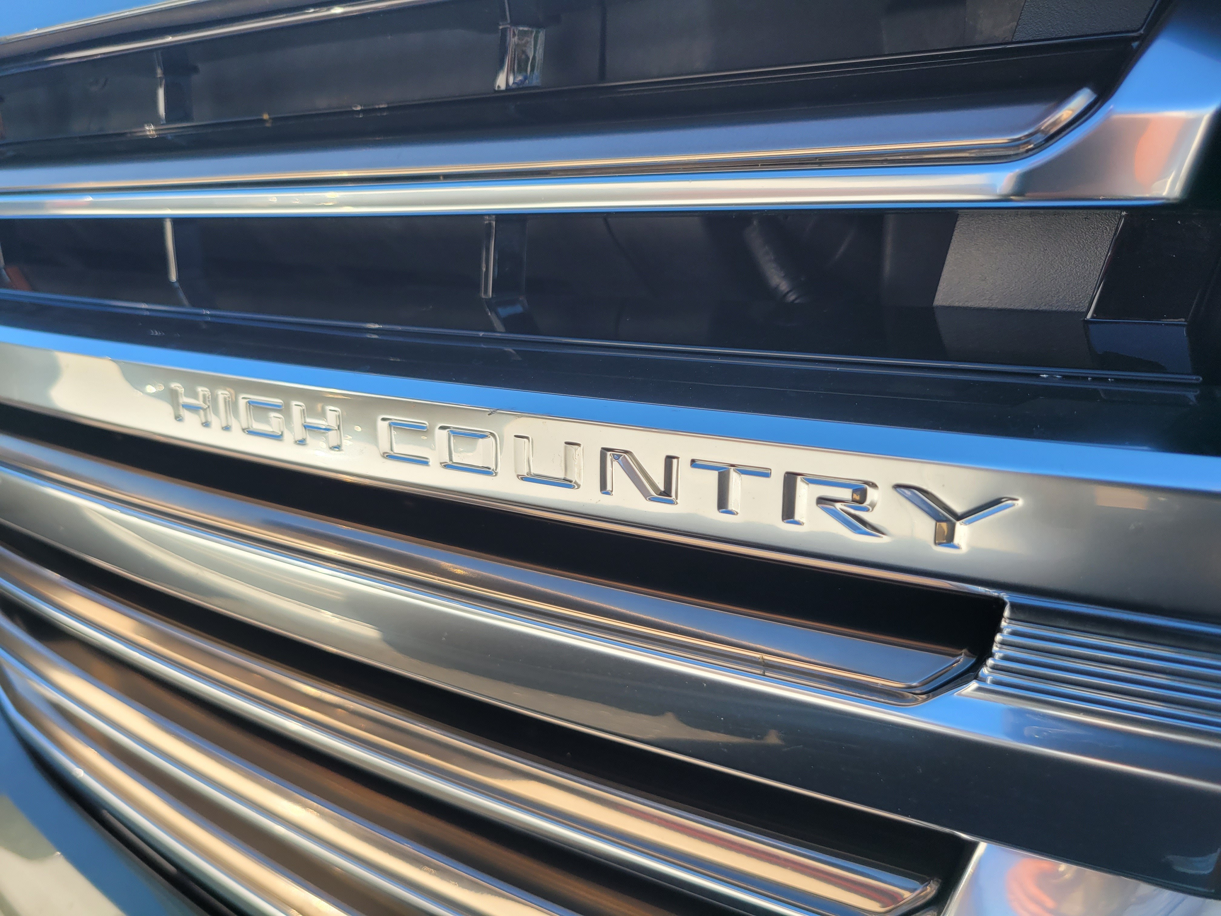 2024 Chevrolet Suburban High Country