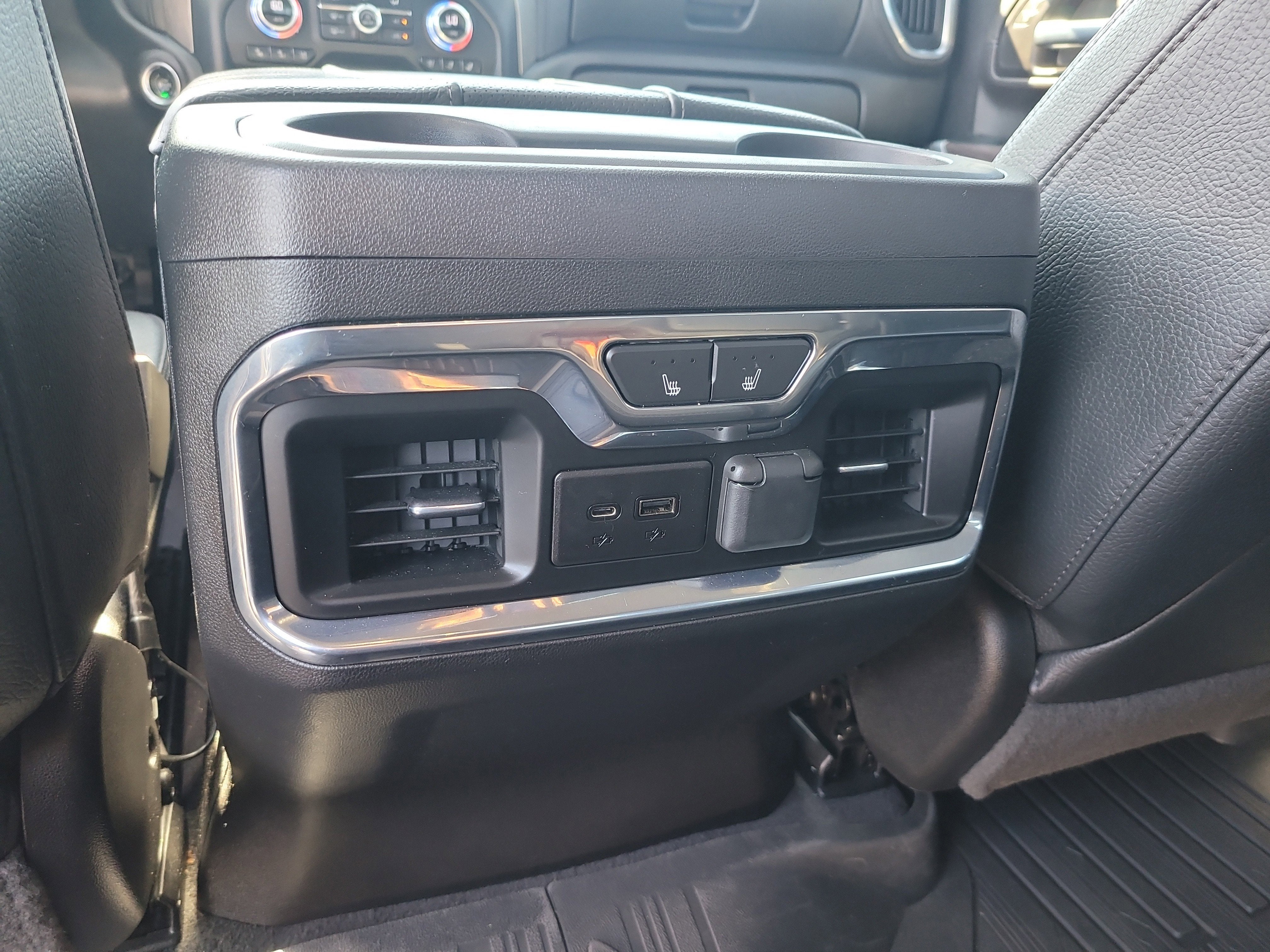 2023 GMC Sierra 2500HD Denali