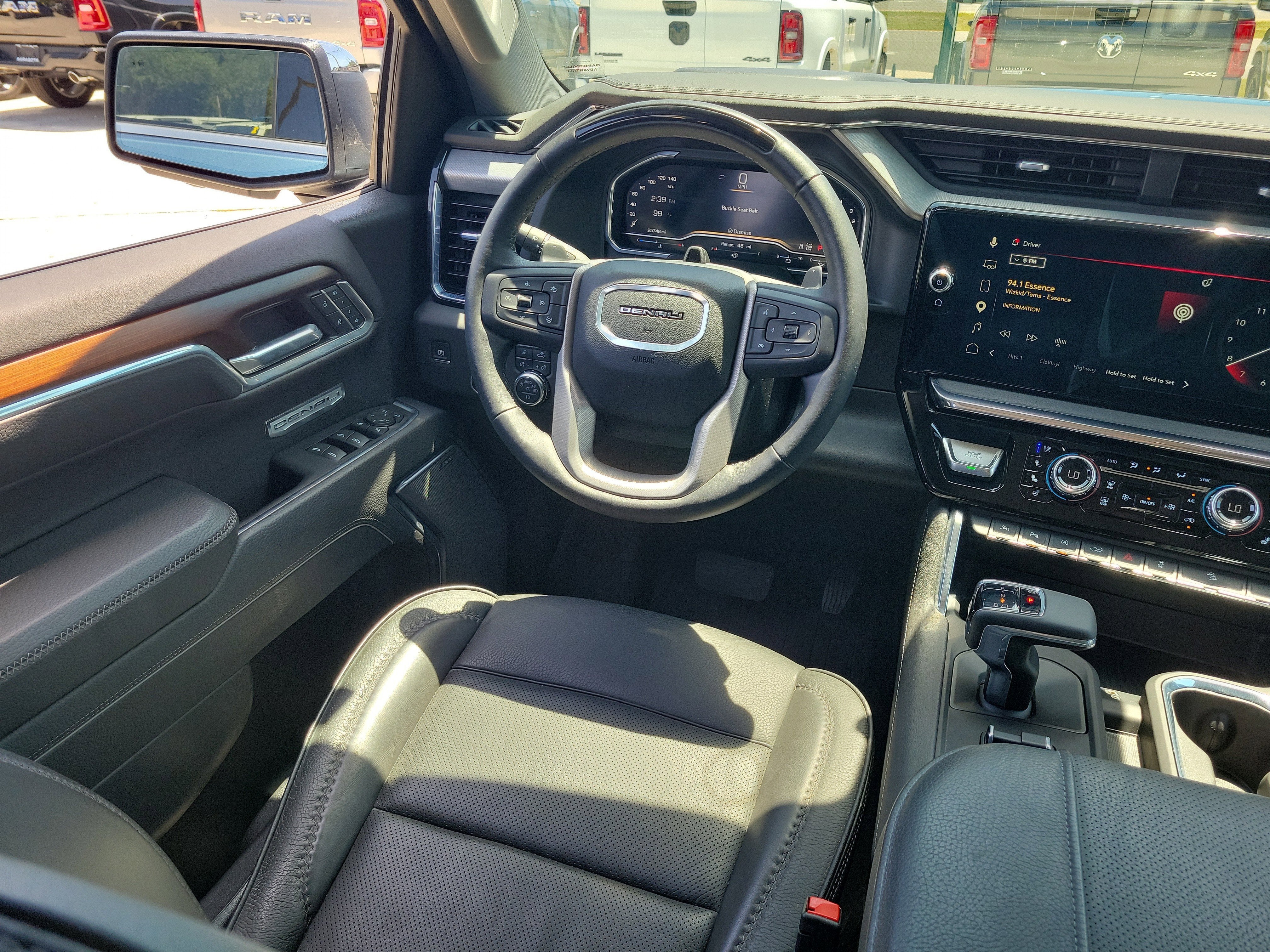 2025 GMC Sierra 1500 Denali