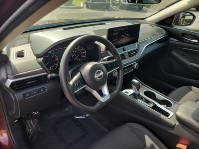 2025 Nissan Altima SV