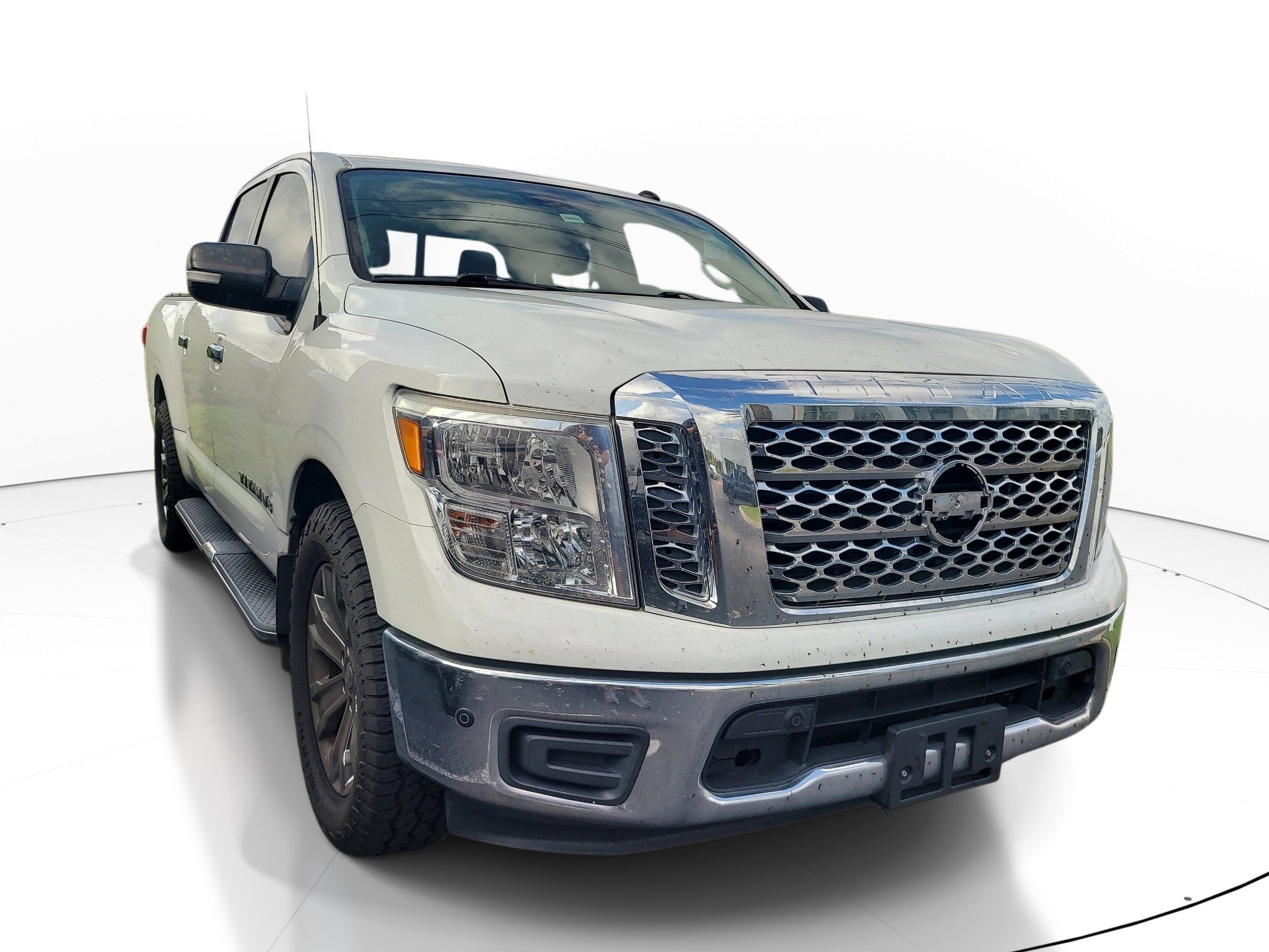 2019 Nissan Titan SV