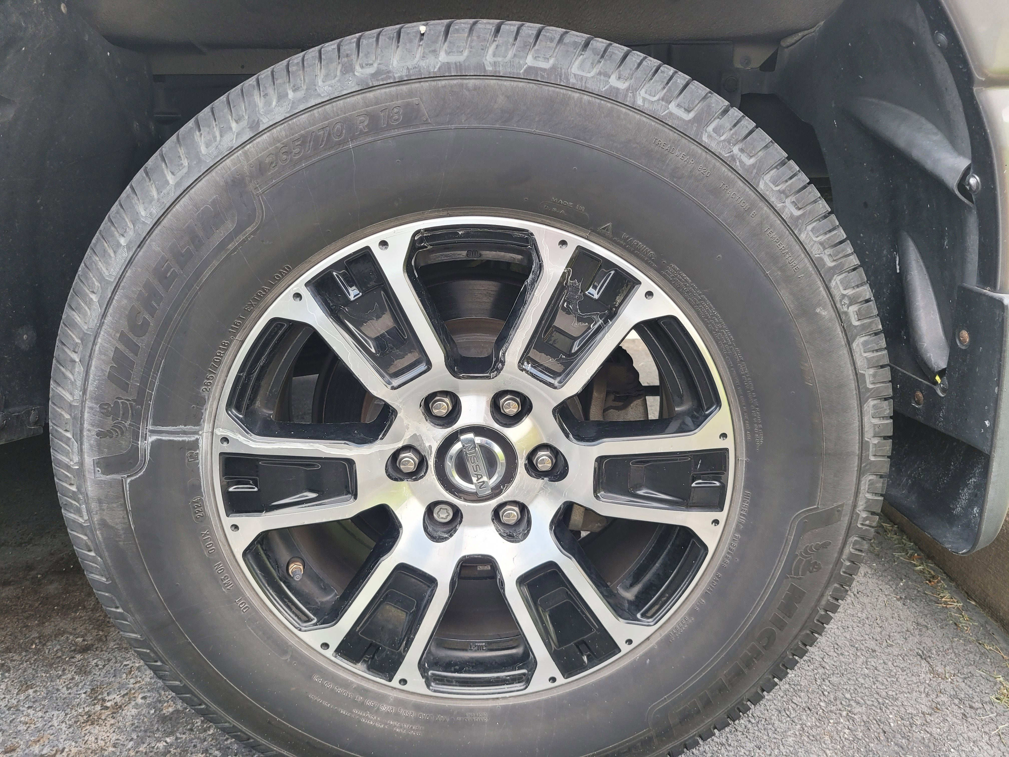 2021 Nissan Titan SV