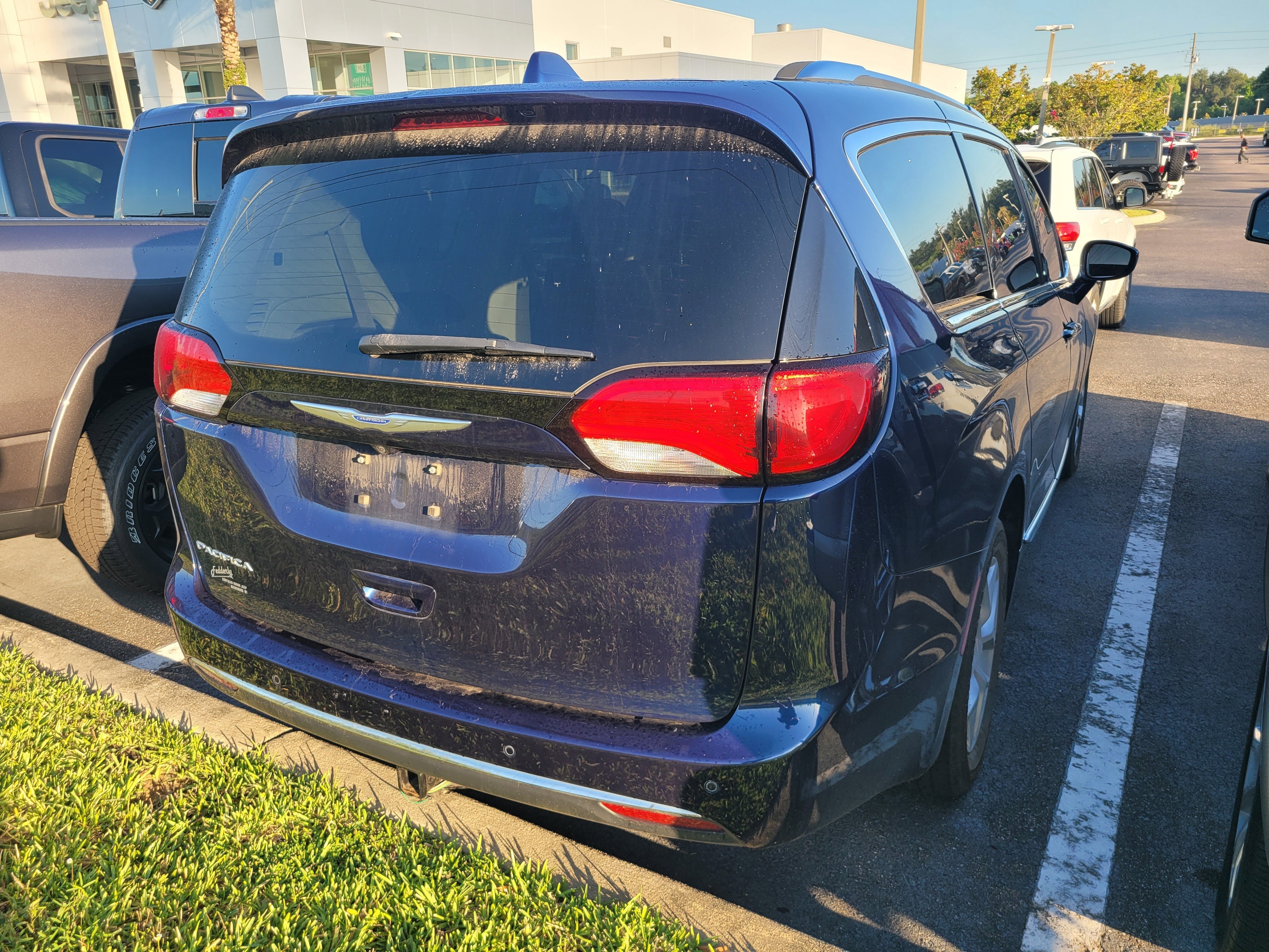 2017 Chrysler Pacifica Touring-L Plus