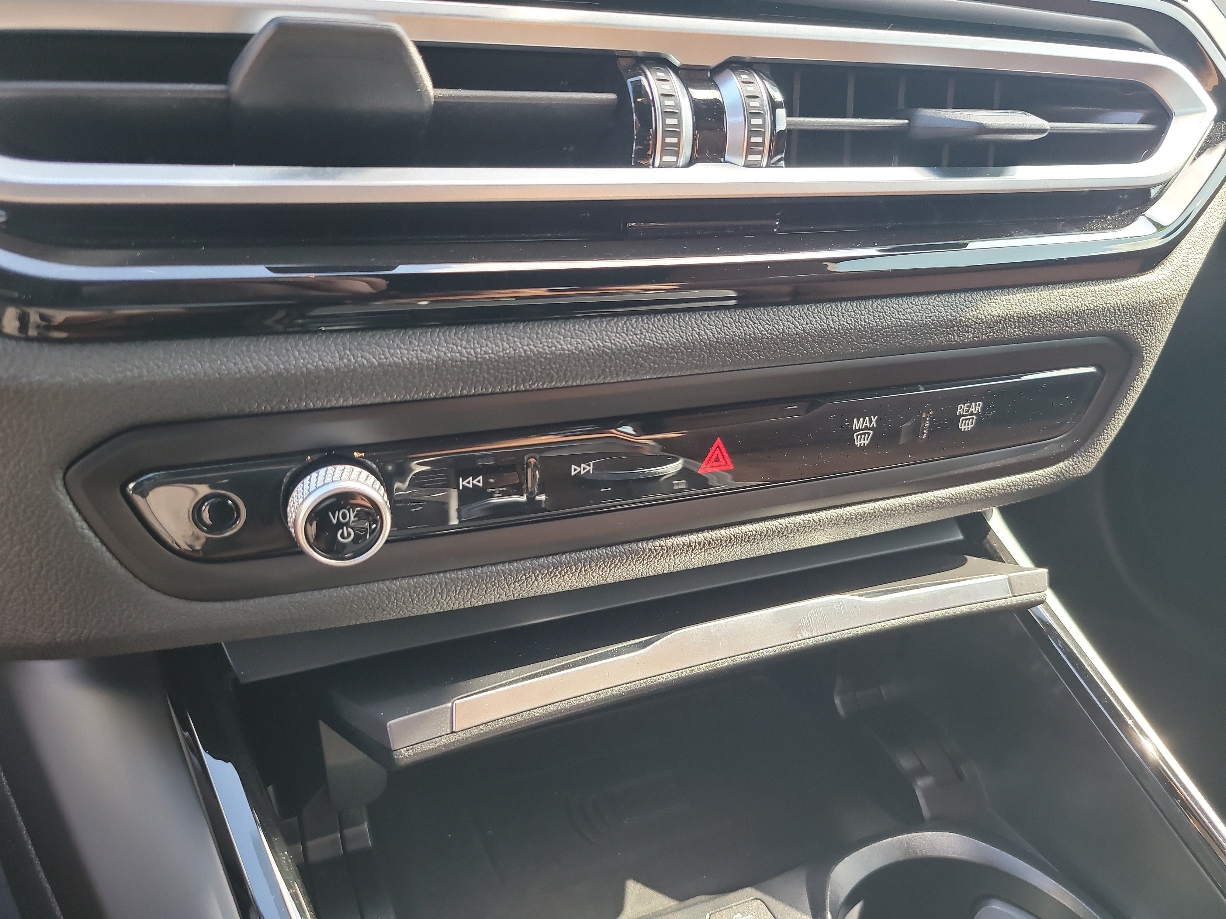 2023 BMW 2 Series 230i