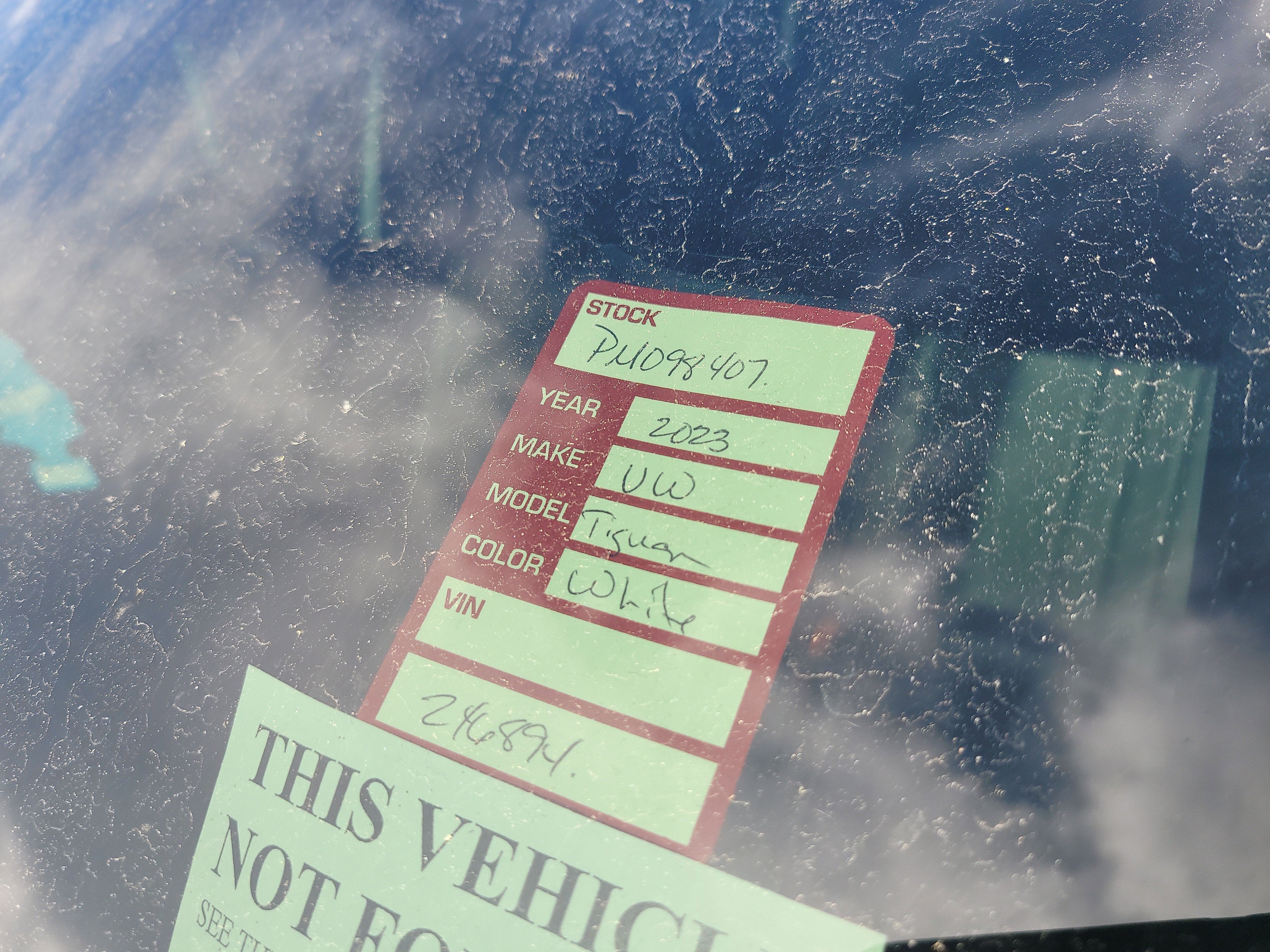 2023 Volkswagen Tiguan SE R-Line Black