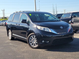 2017 Toyota Sienna XLE