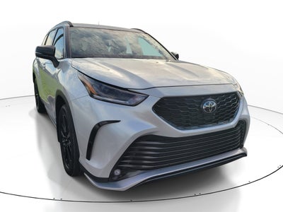 2025 Toyota Highlander LE