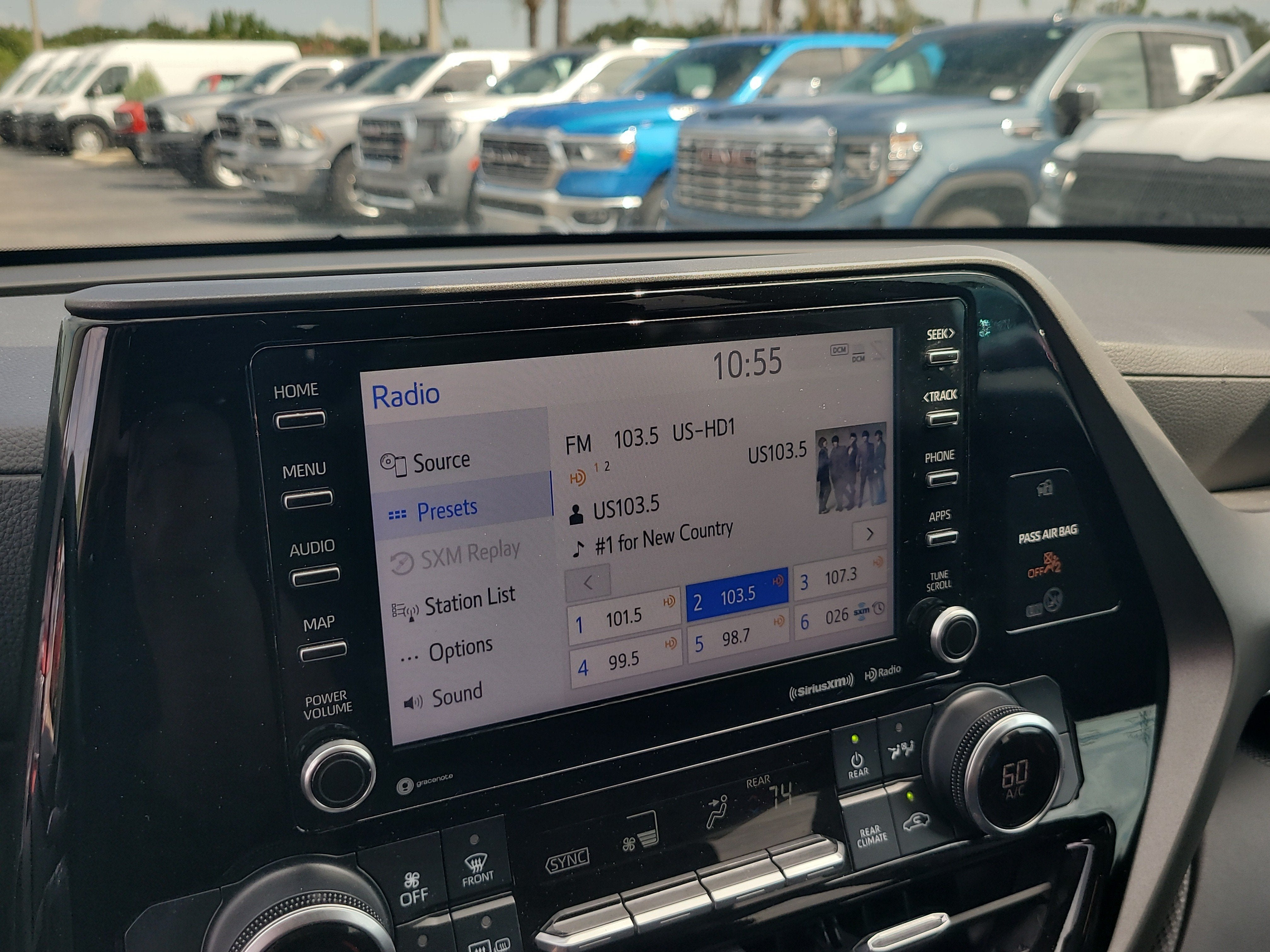 2021 Toyota Highlander L