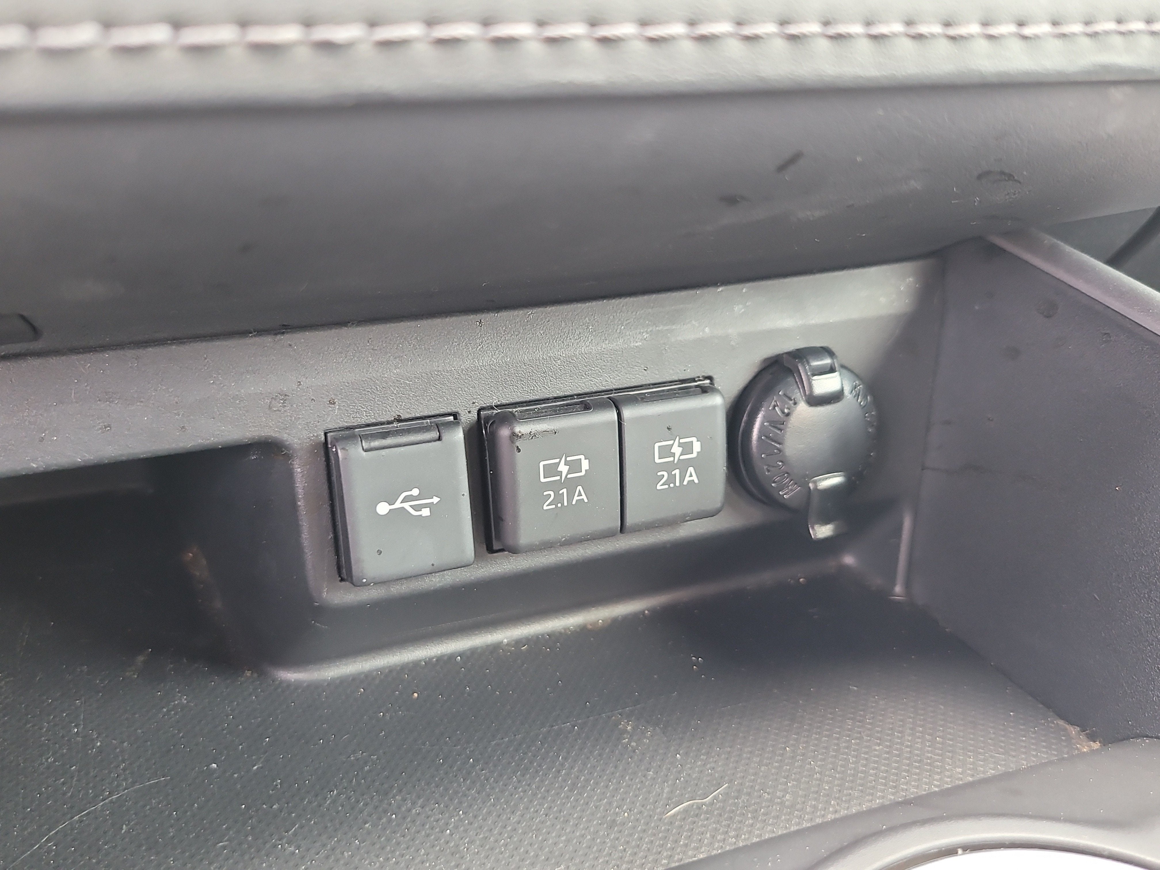 2021 Toyota Highlander L