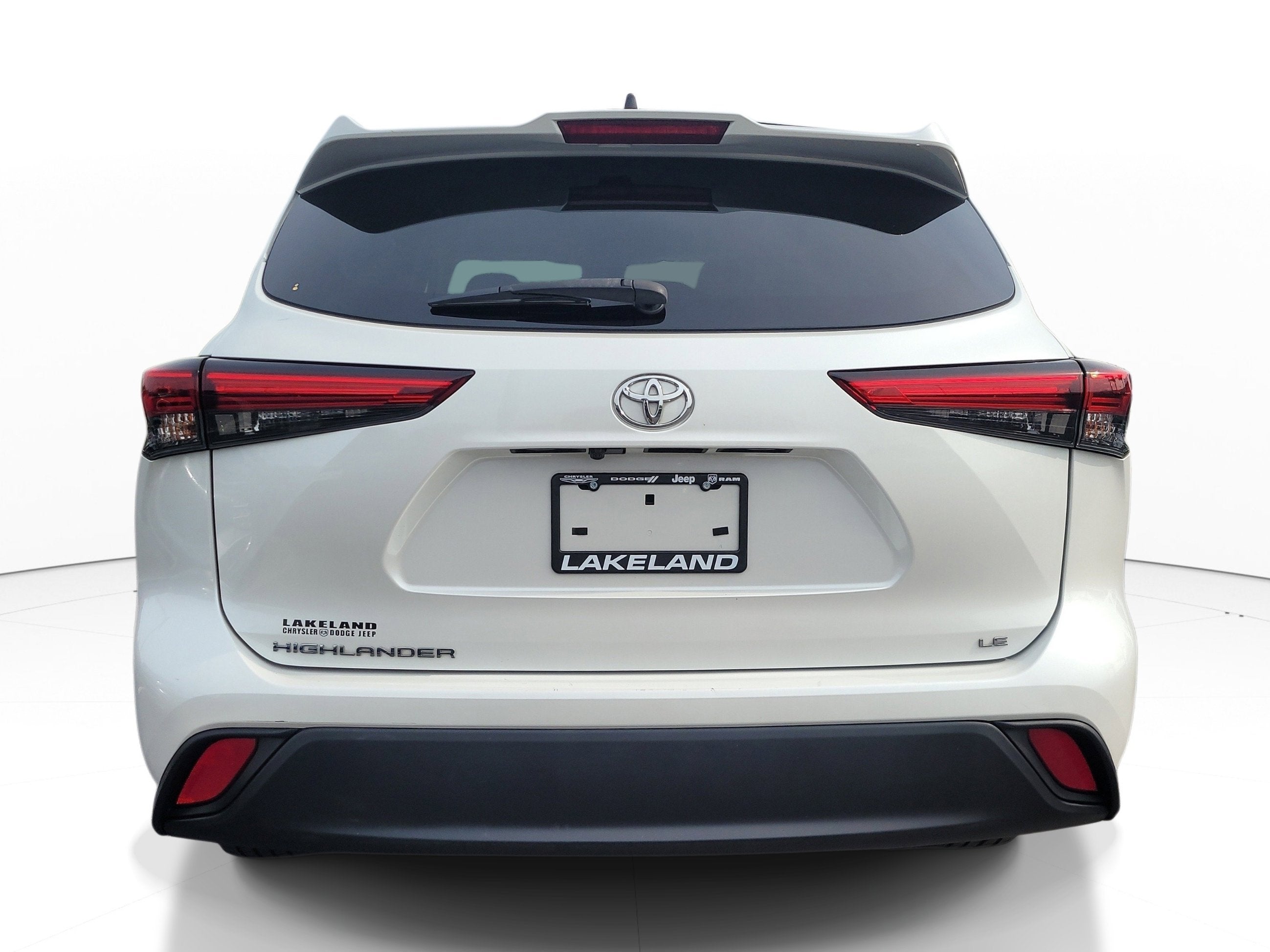 2022 Toyota Highlander LE
