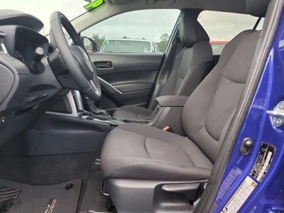 2024 Toyota Corolla Cross LE
