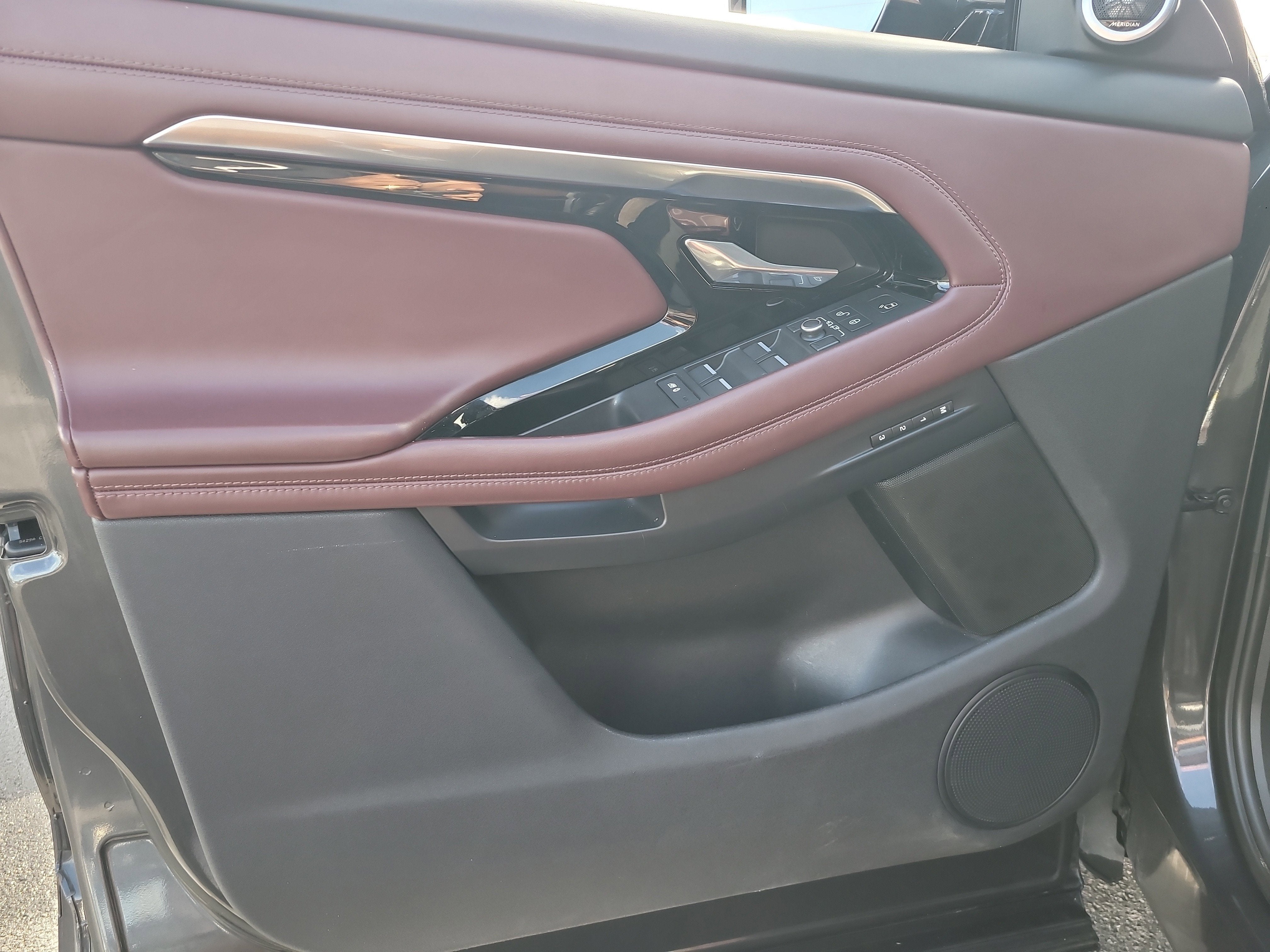 2020 Land Rover Range Rover Evoque SE