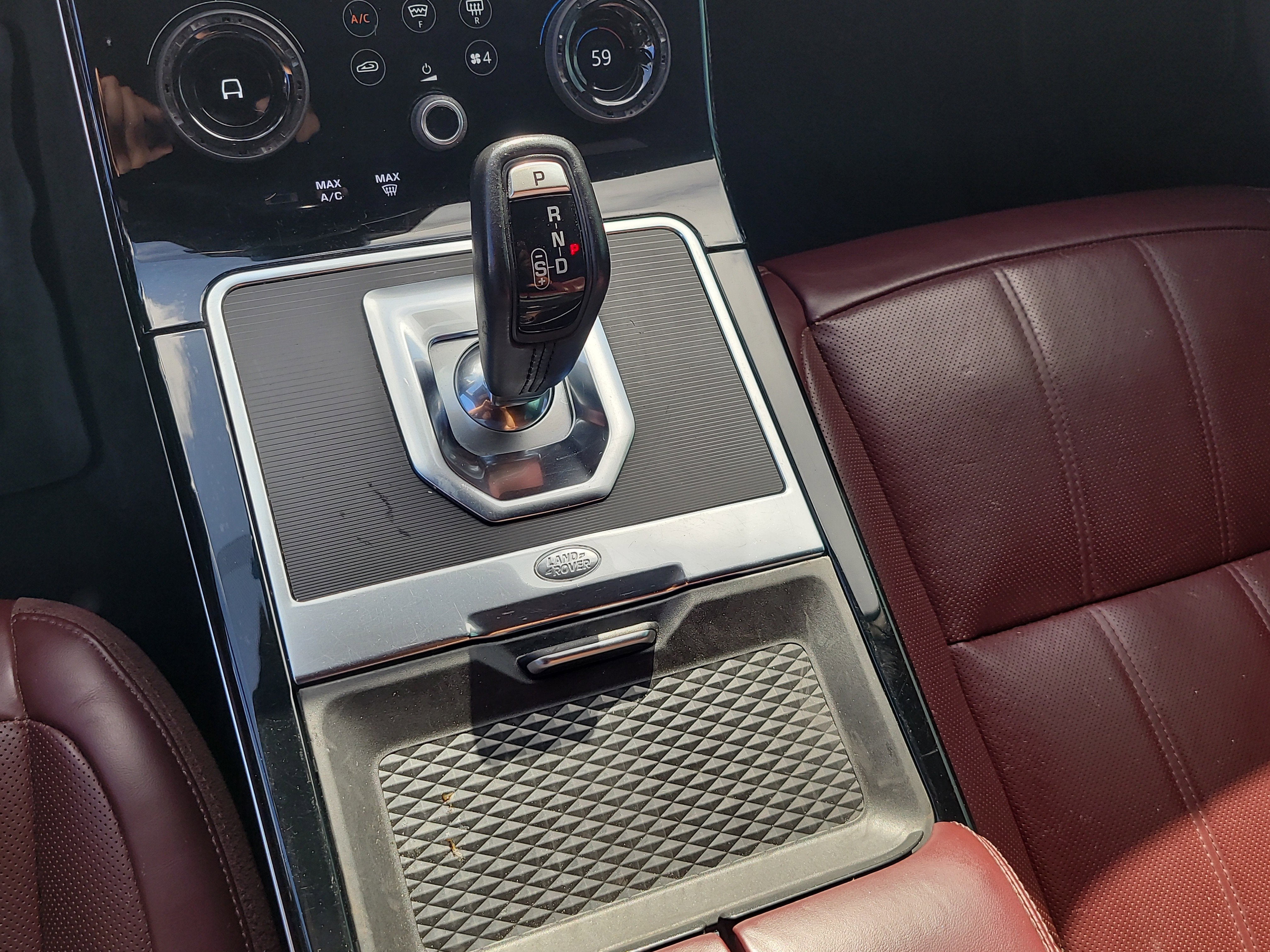 2020 Land Rover Range Rover Evoque SE