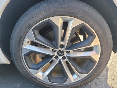 2024 Audi Q7 Premium Plus