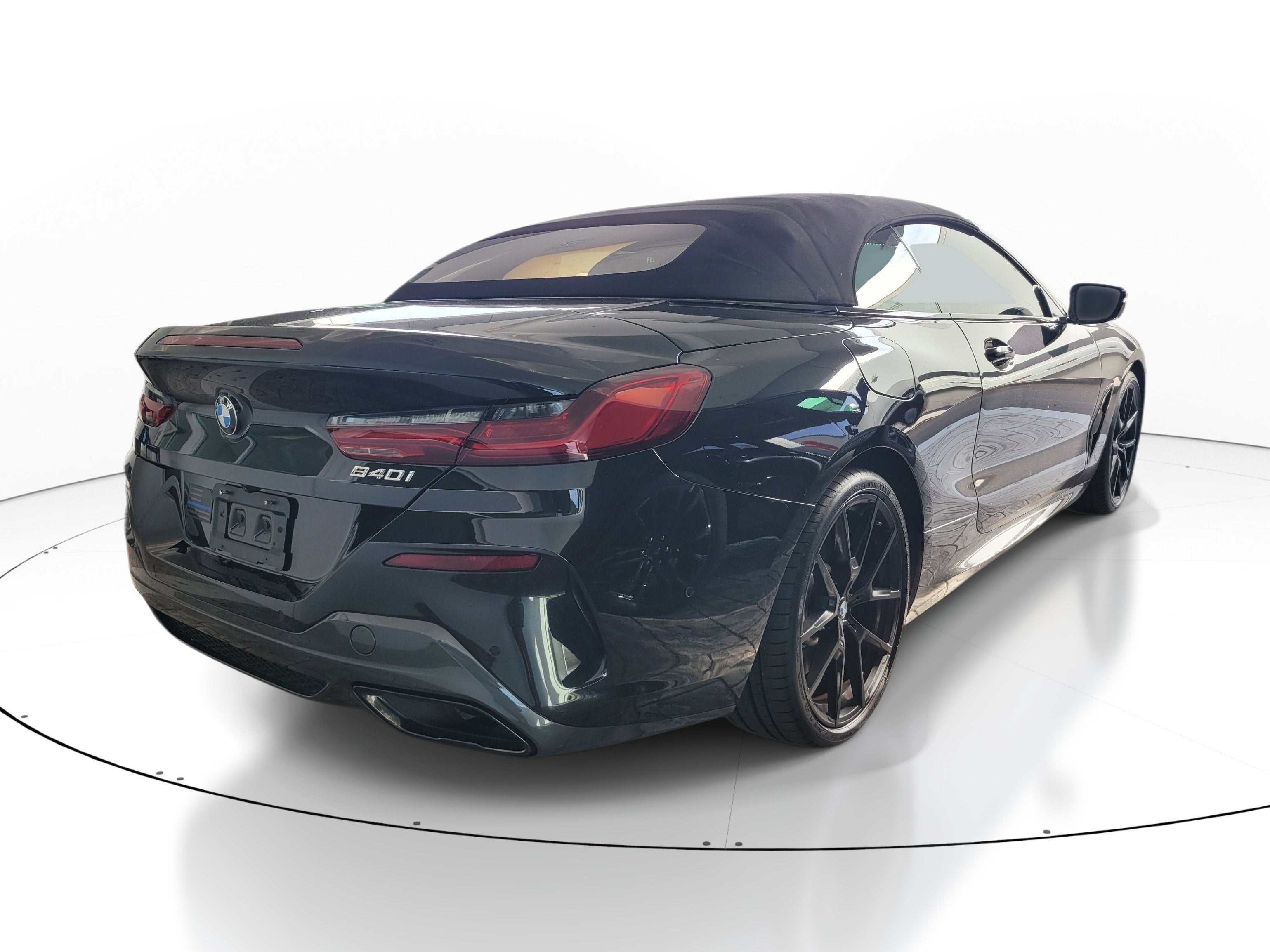 2025 BMW 8 Series 840i
