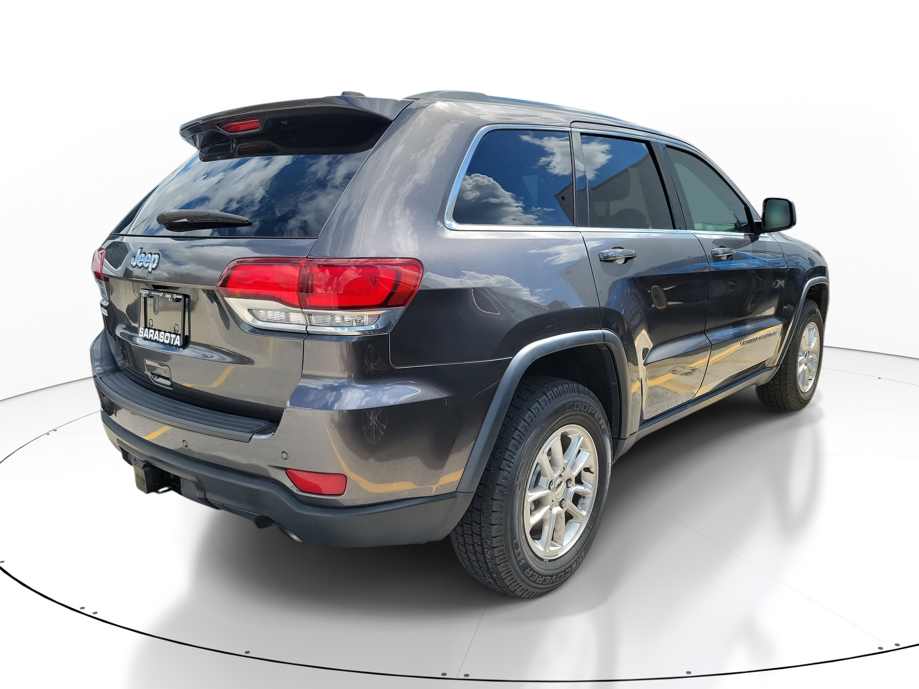 2020 Jeep Grand Cherokee Laredo E