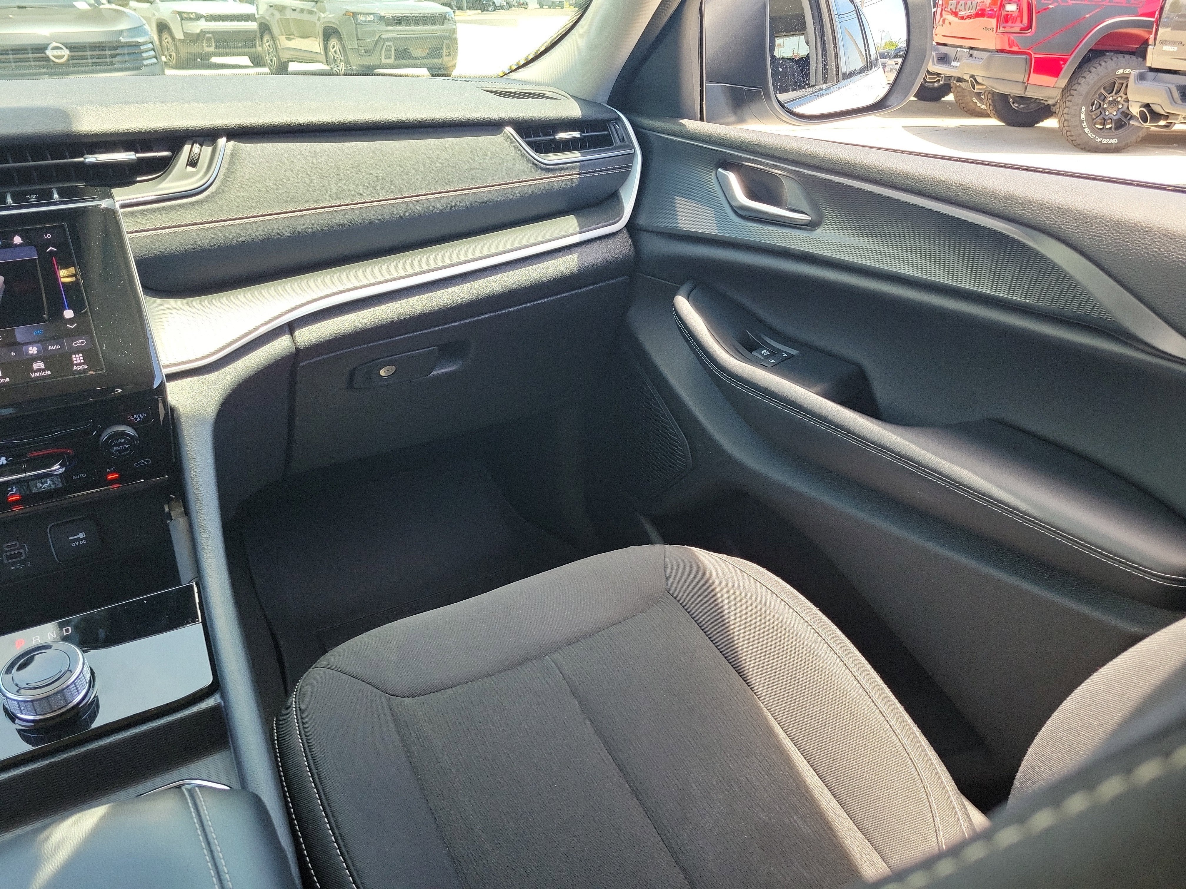 2024 Jeep Grand Cherokee L Laredo X
