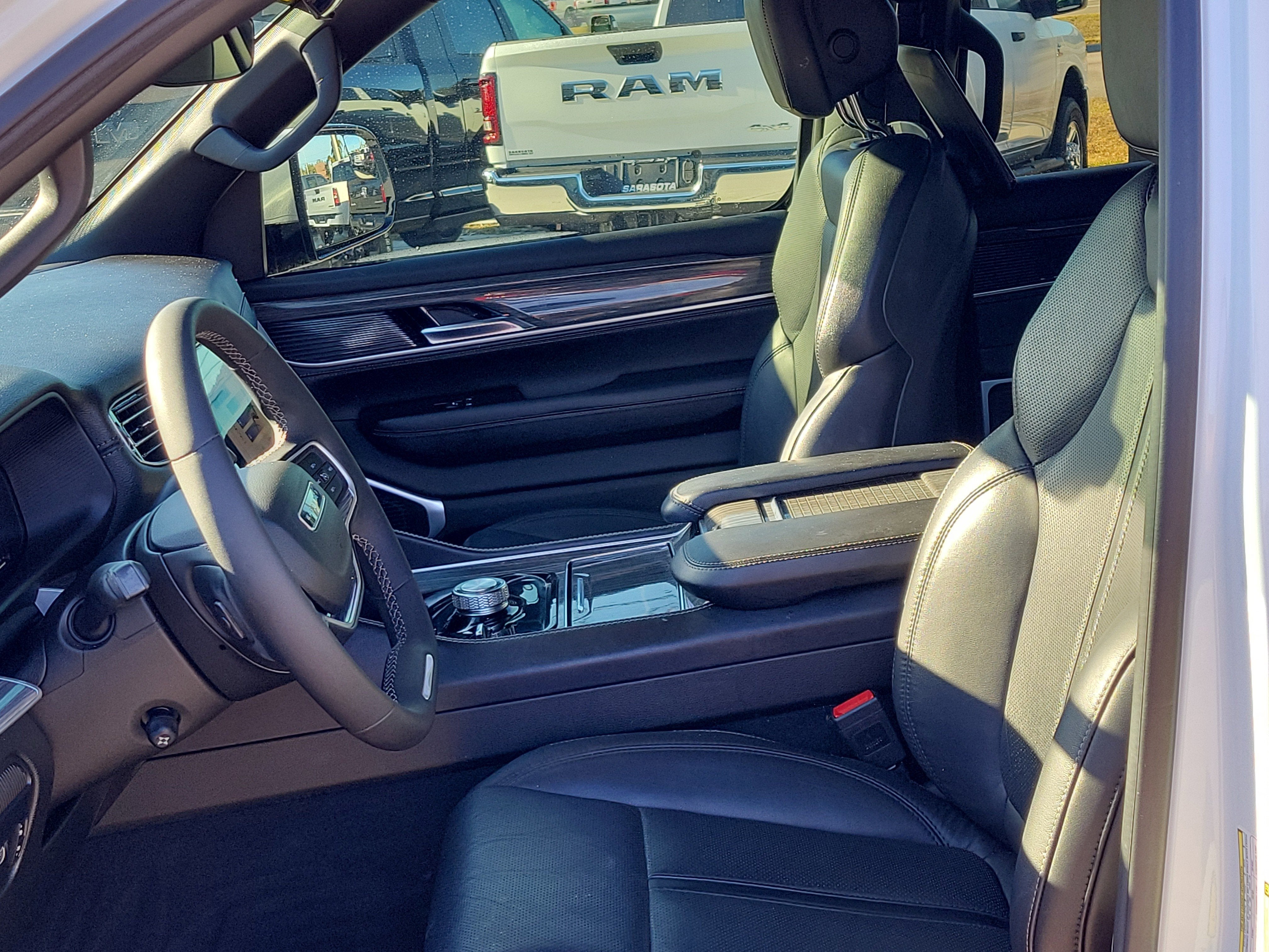 2022 Jeep Wagoneer Series II