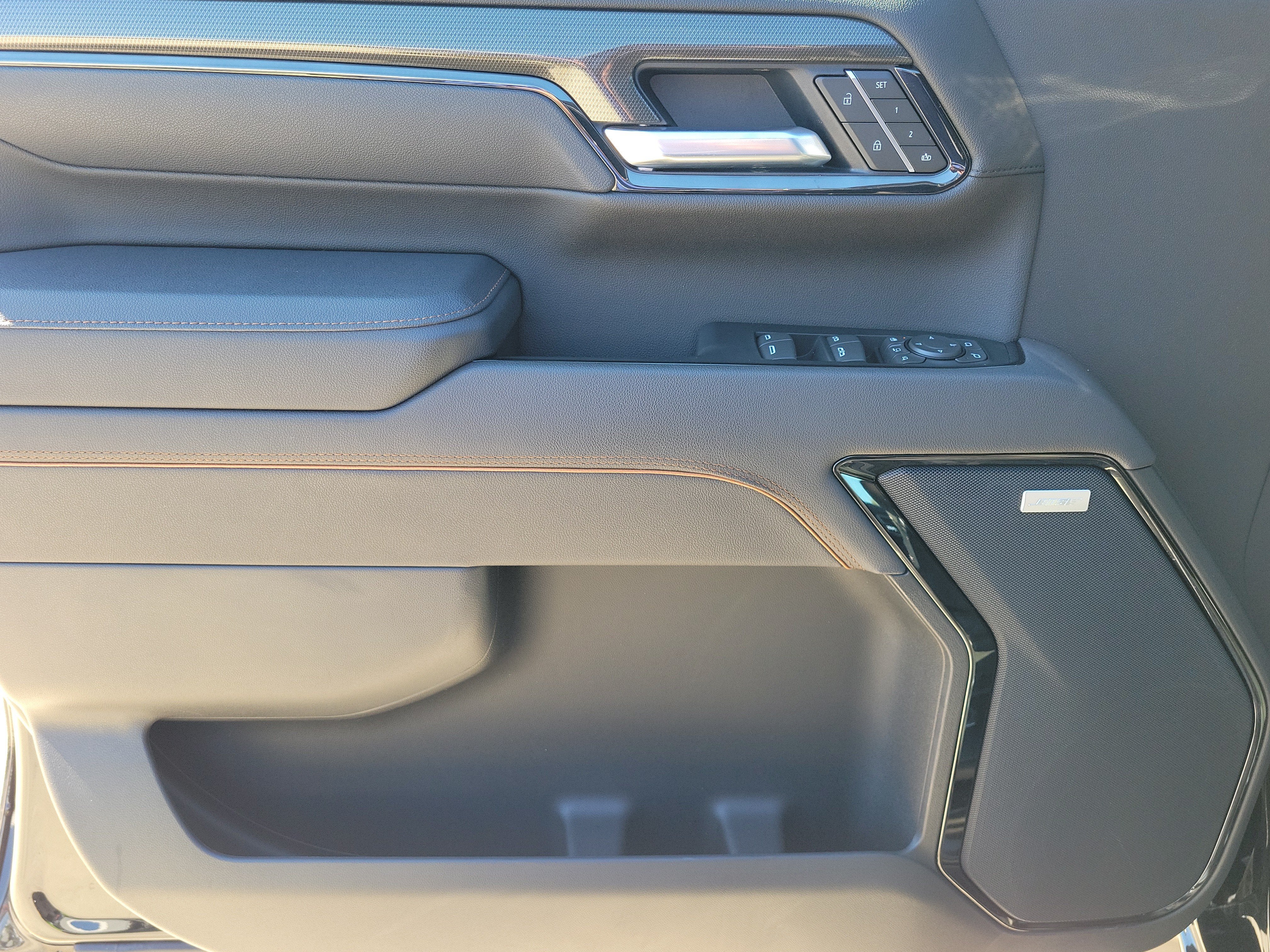 2025 GMC Sierra 3500HD AT4