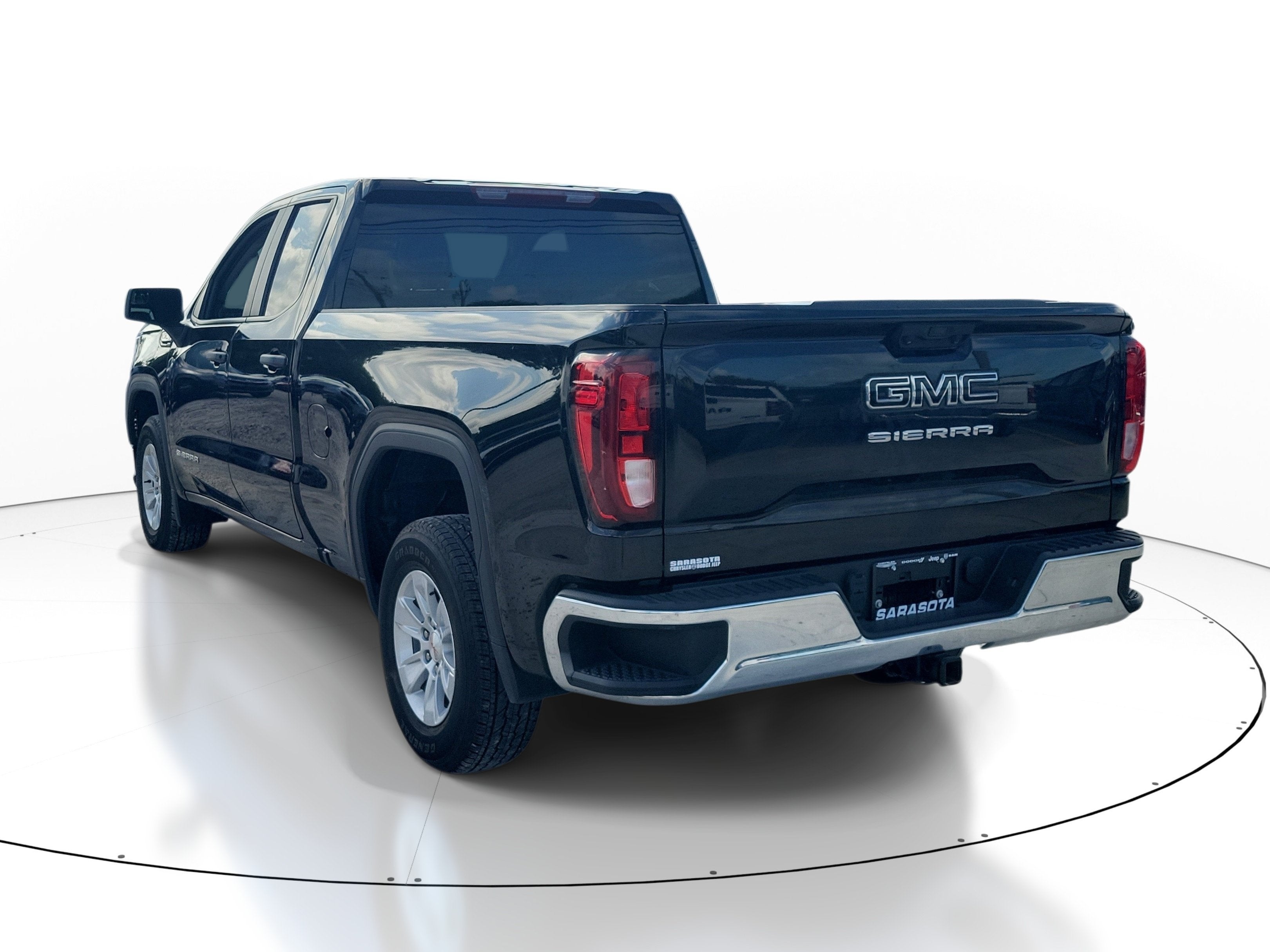 2025 GMC Sierra 1500 Pro