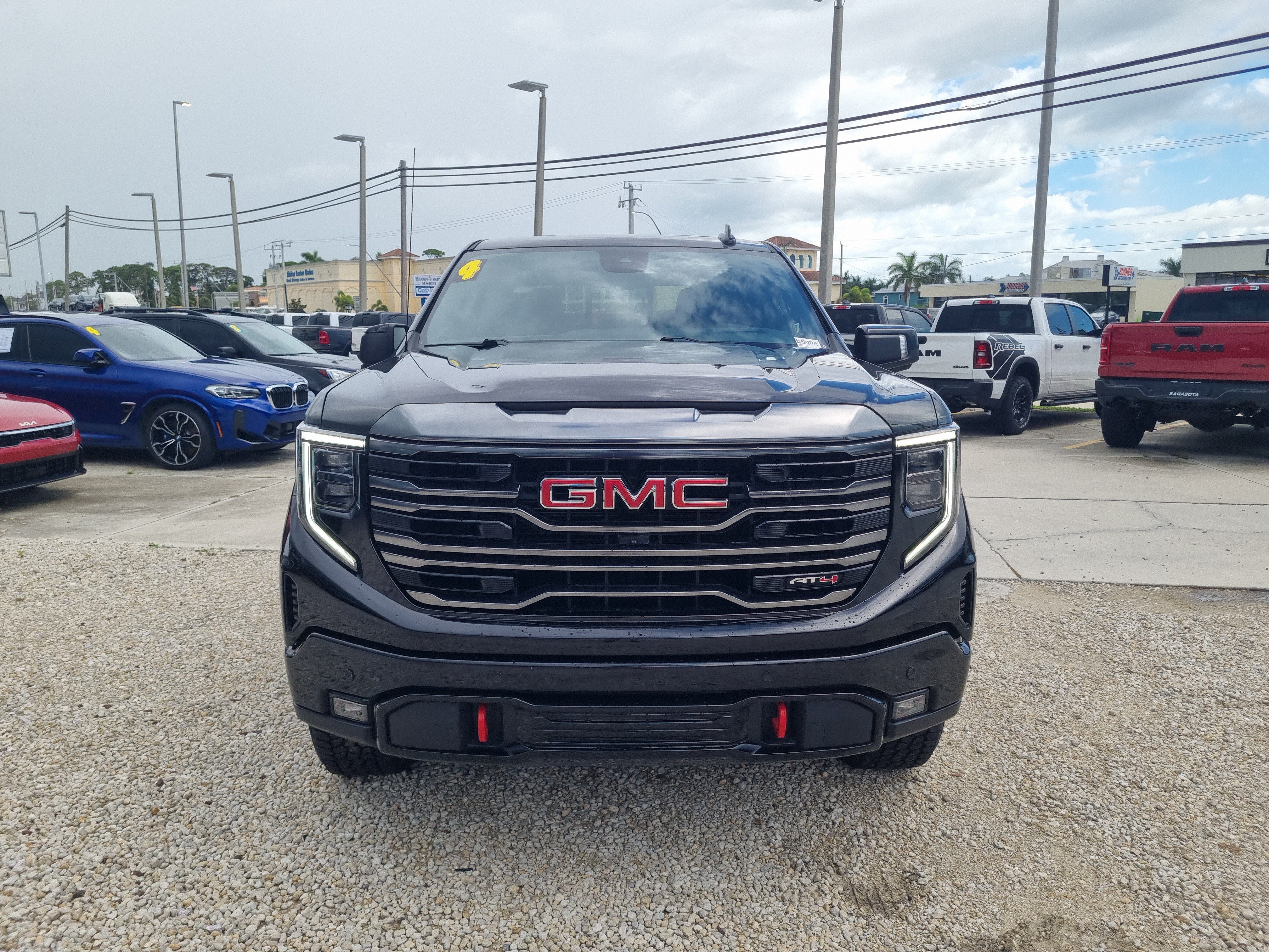 2024 GMC Sierra 1500 AT4