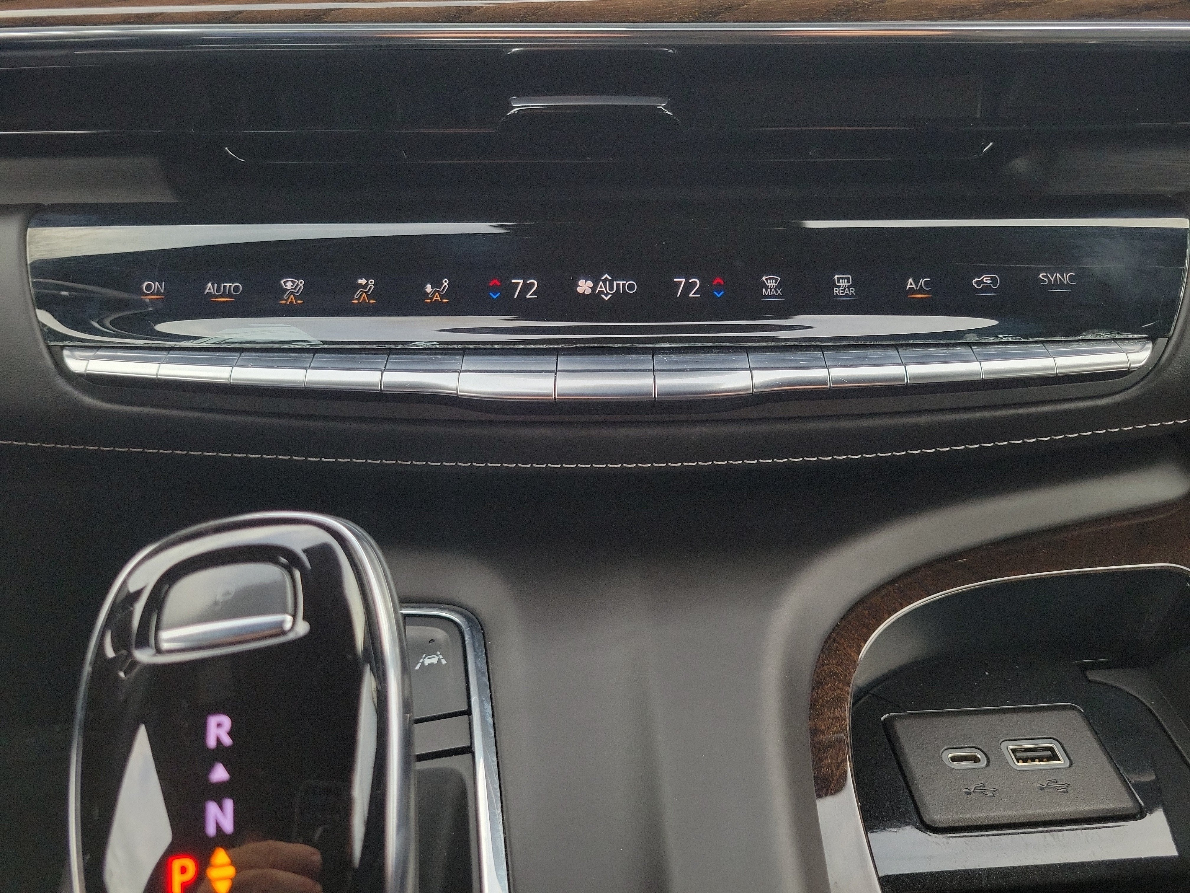 2023 Cadillac Escalade 4WD Sport Platinum