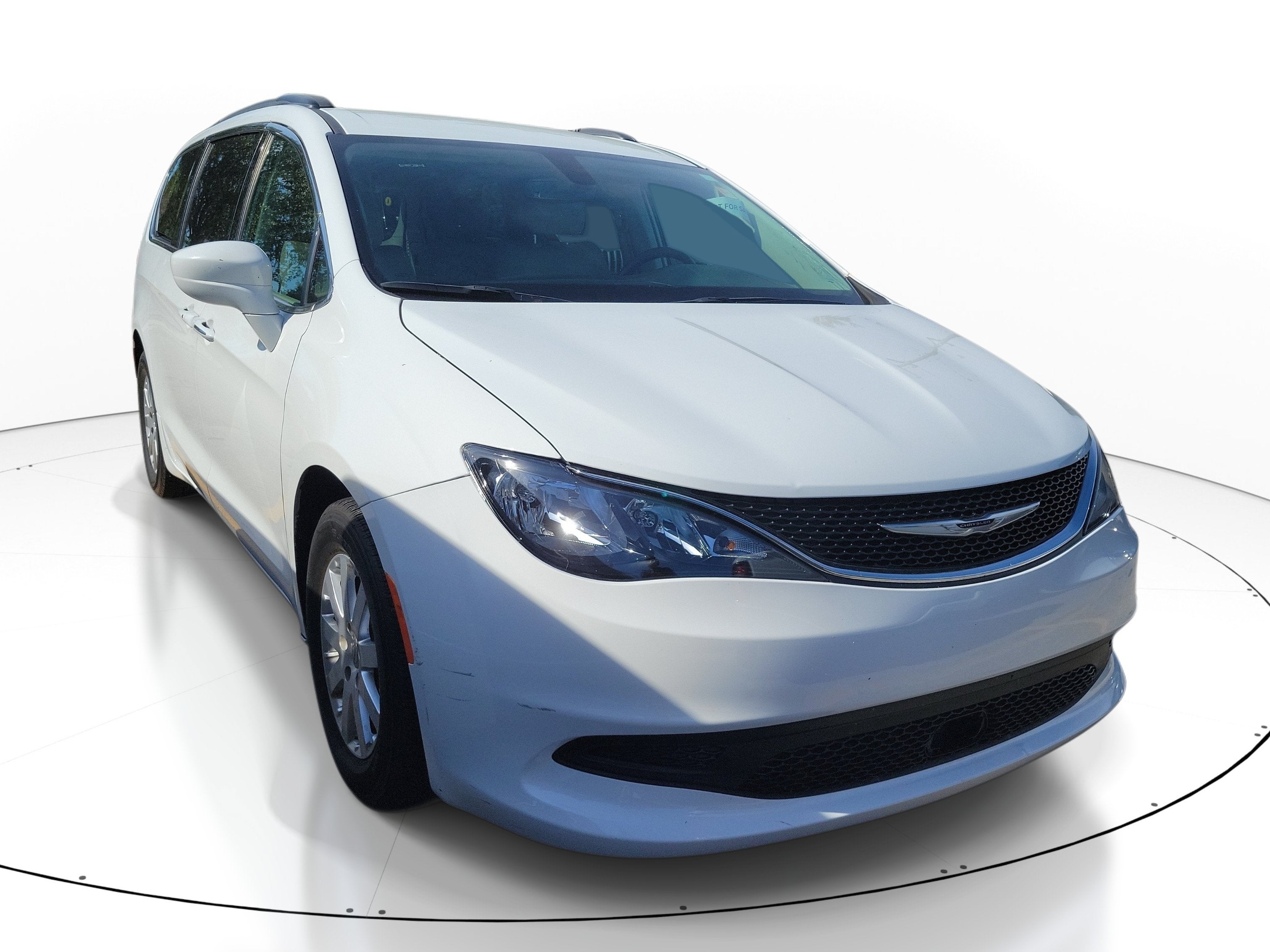 2021 Chrysler Voyager LXI