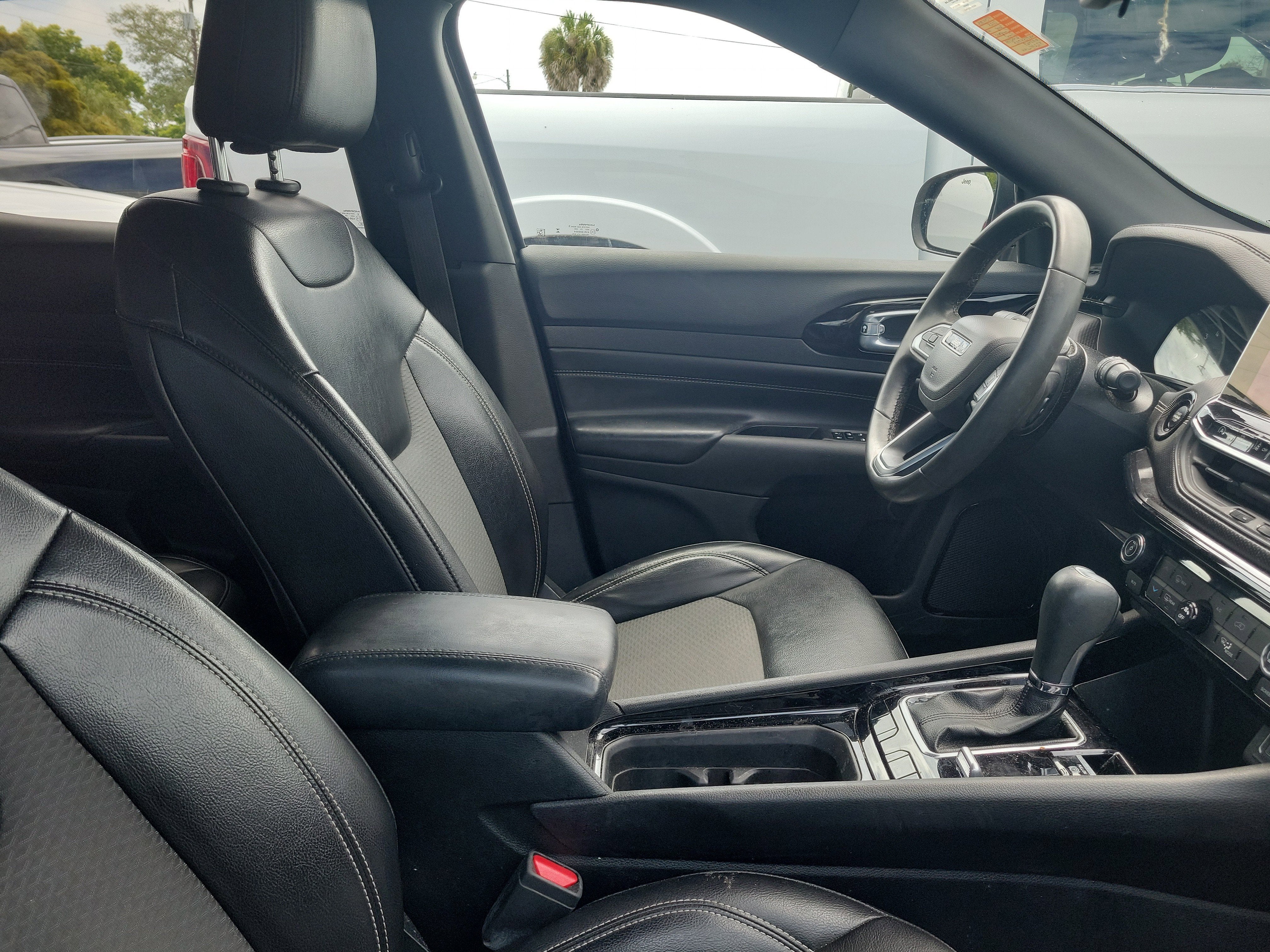 2023 Jeep Compass Altitude