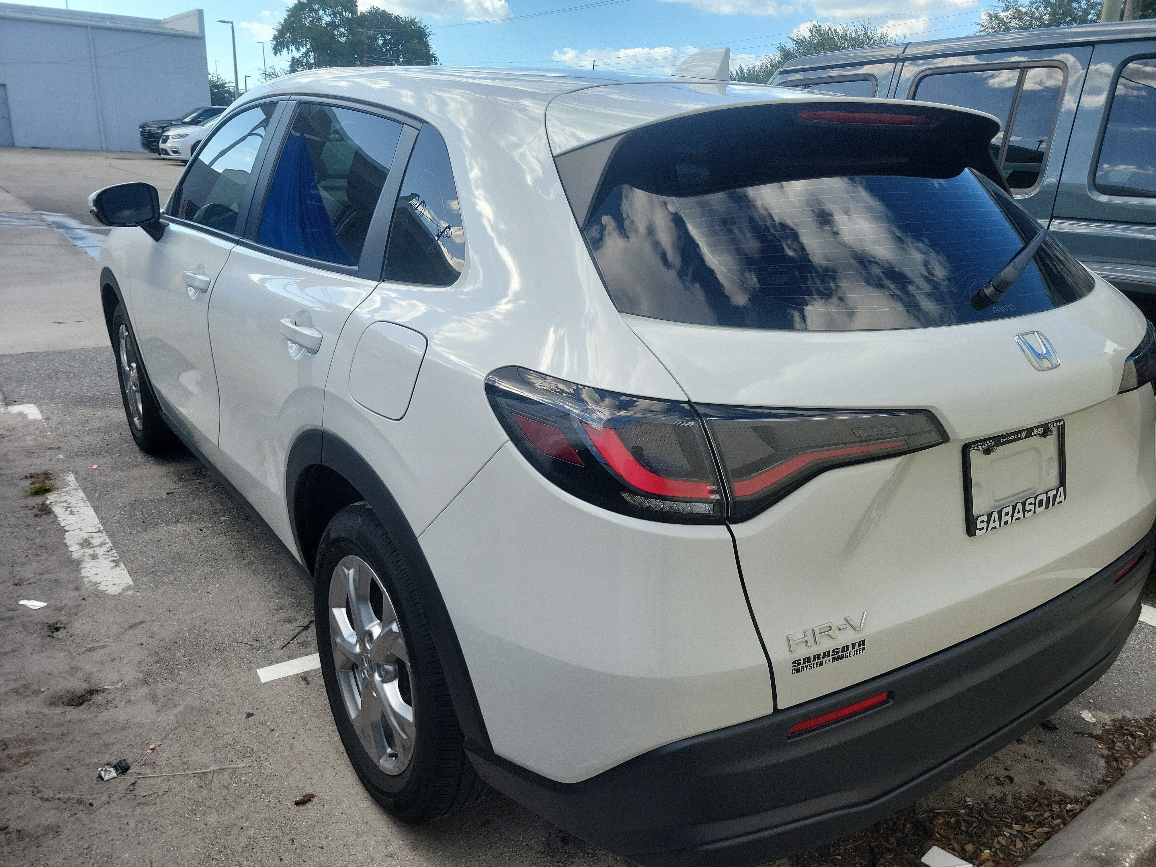 2025 Honda HR-V LX