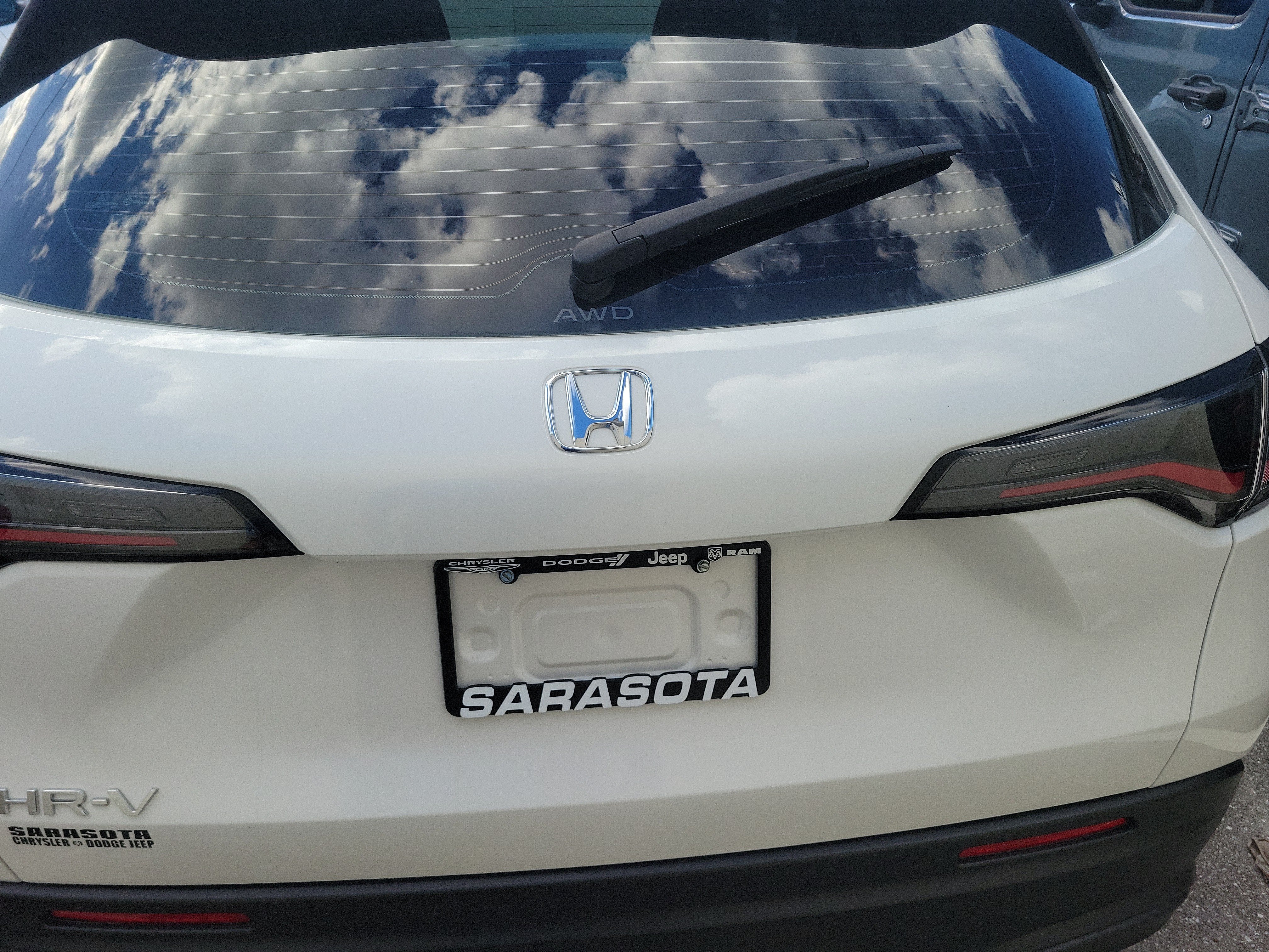 2025 Honda HR-V LX