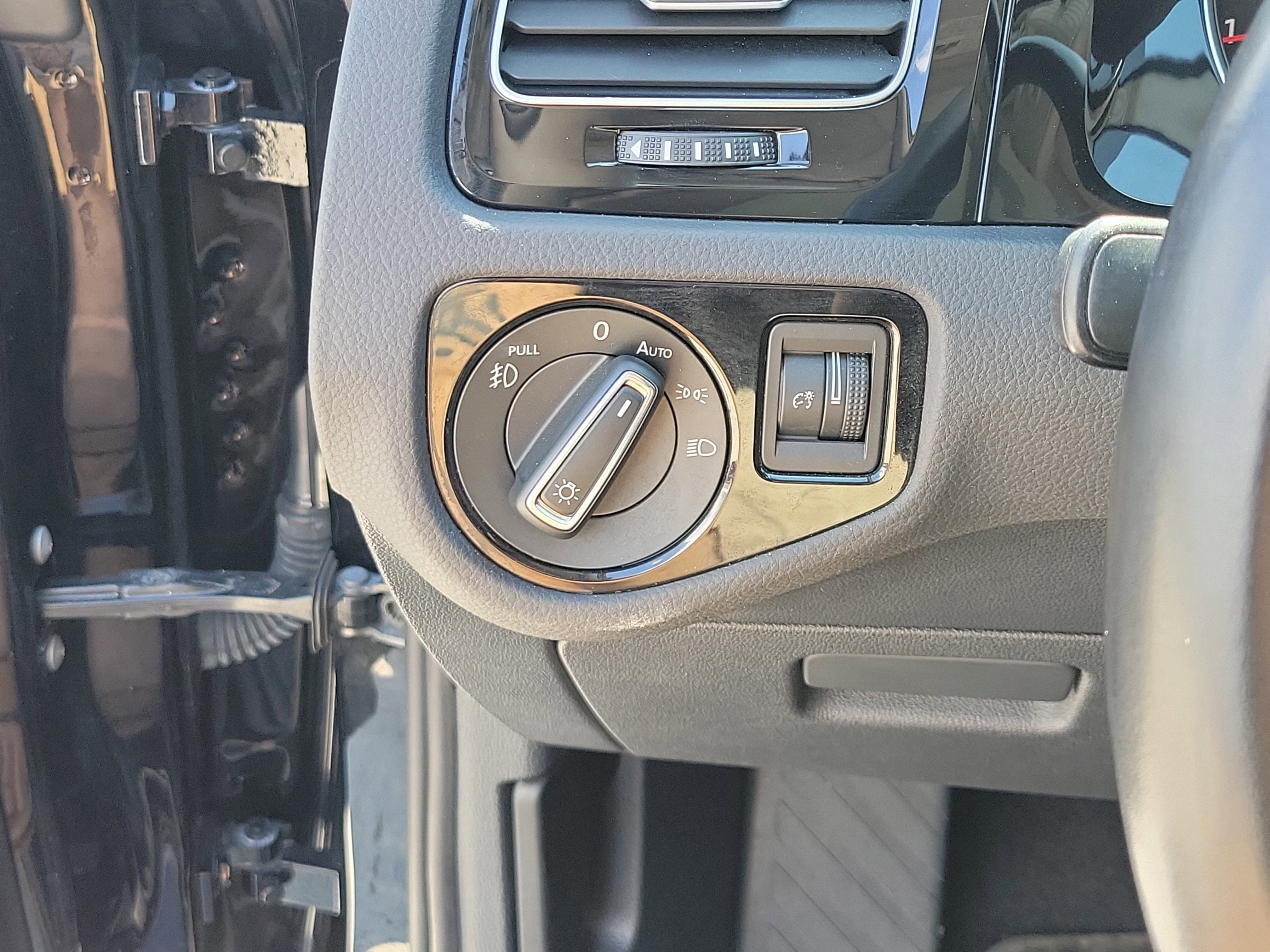 2017 Volkswagen Golf S