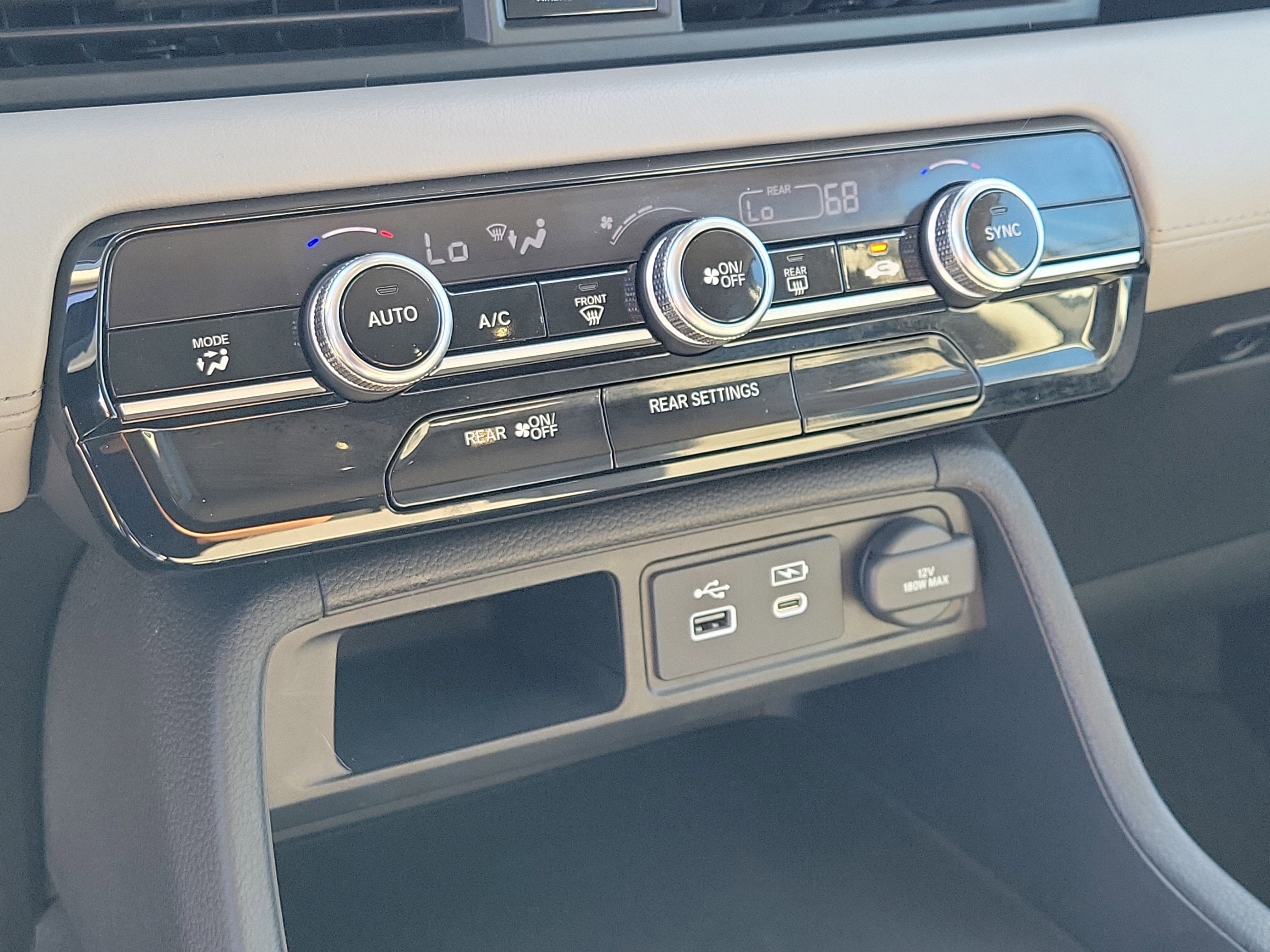 2023 Honda Pilot LX