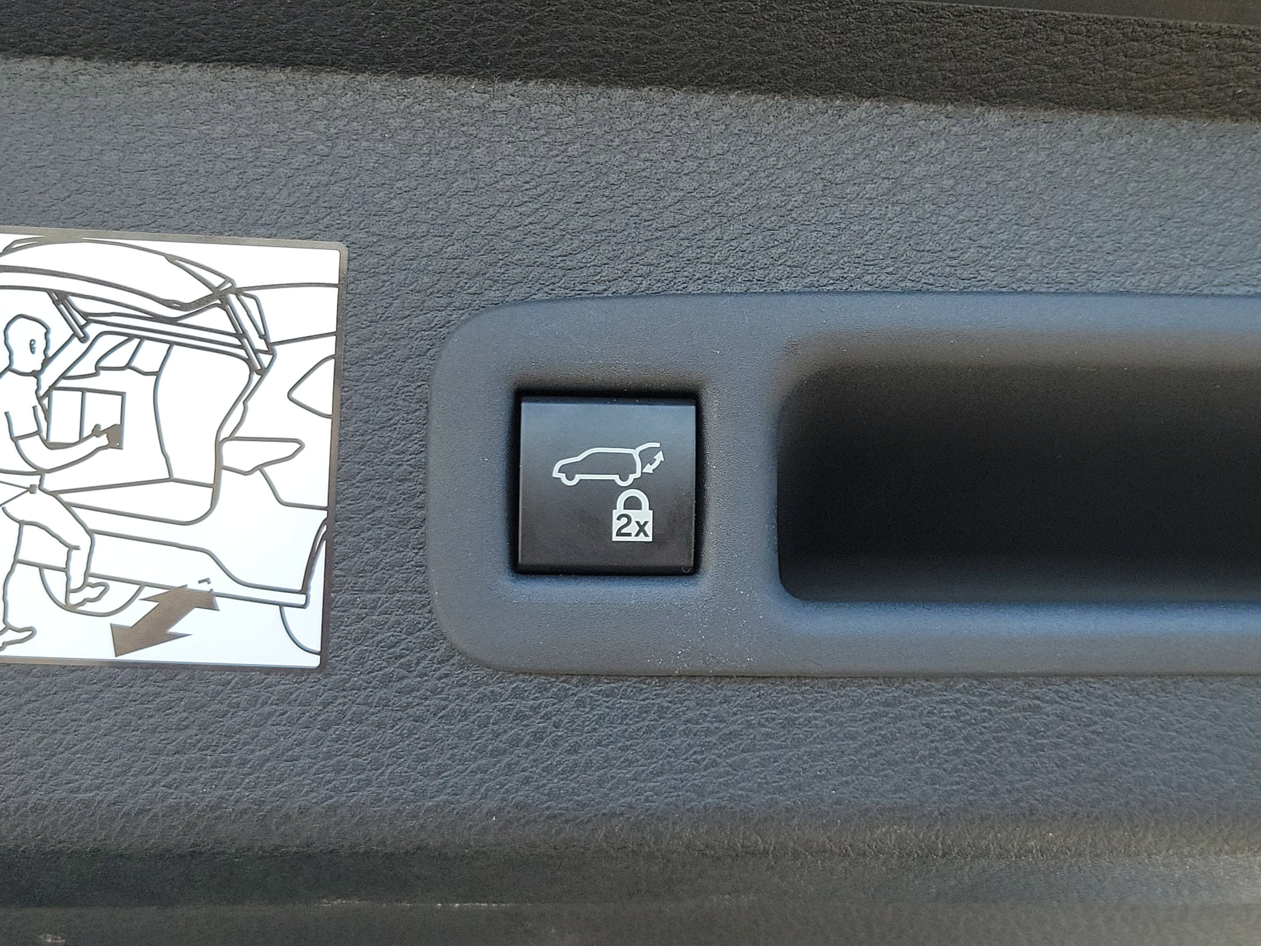 2023 Toyota Sienna XSE